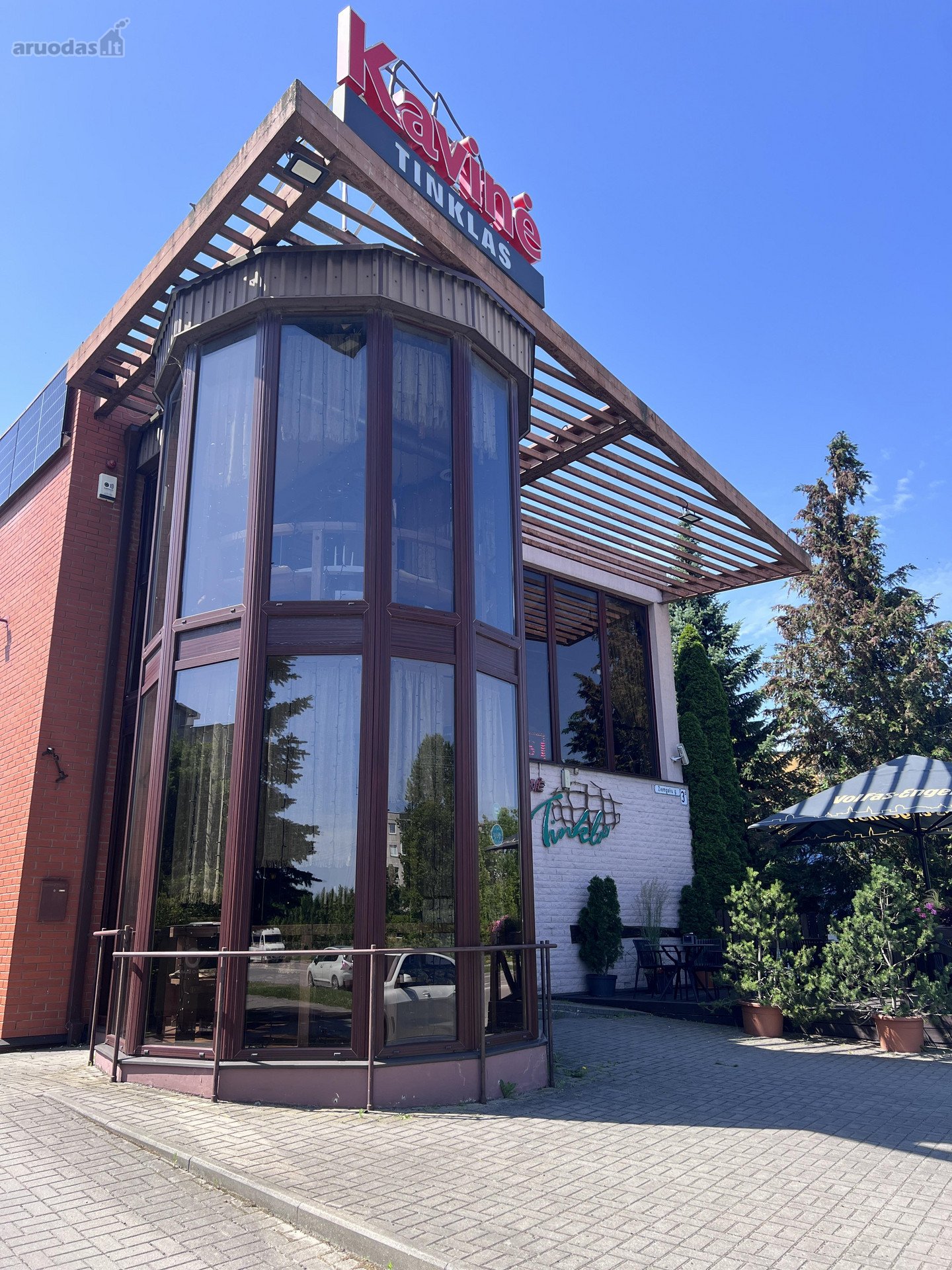 Išnuomojamos 440 M² Komercinės Patalpos –