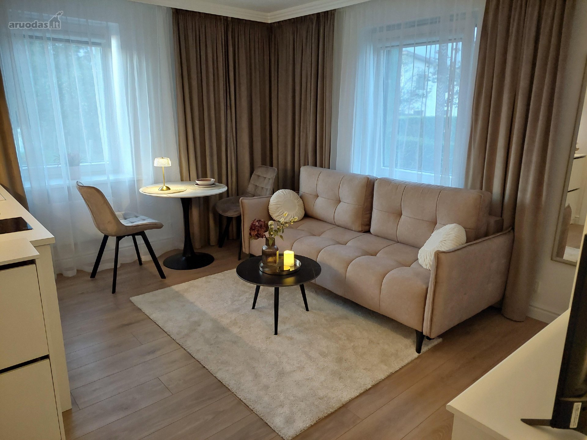 Nt brokerių paslaugos nedomina, prašome