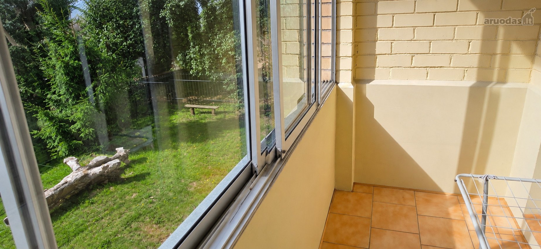 Nuomojamas Erdvus 4 Kambarių Butas Žvėryne –