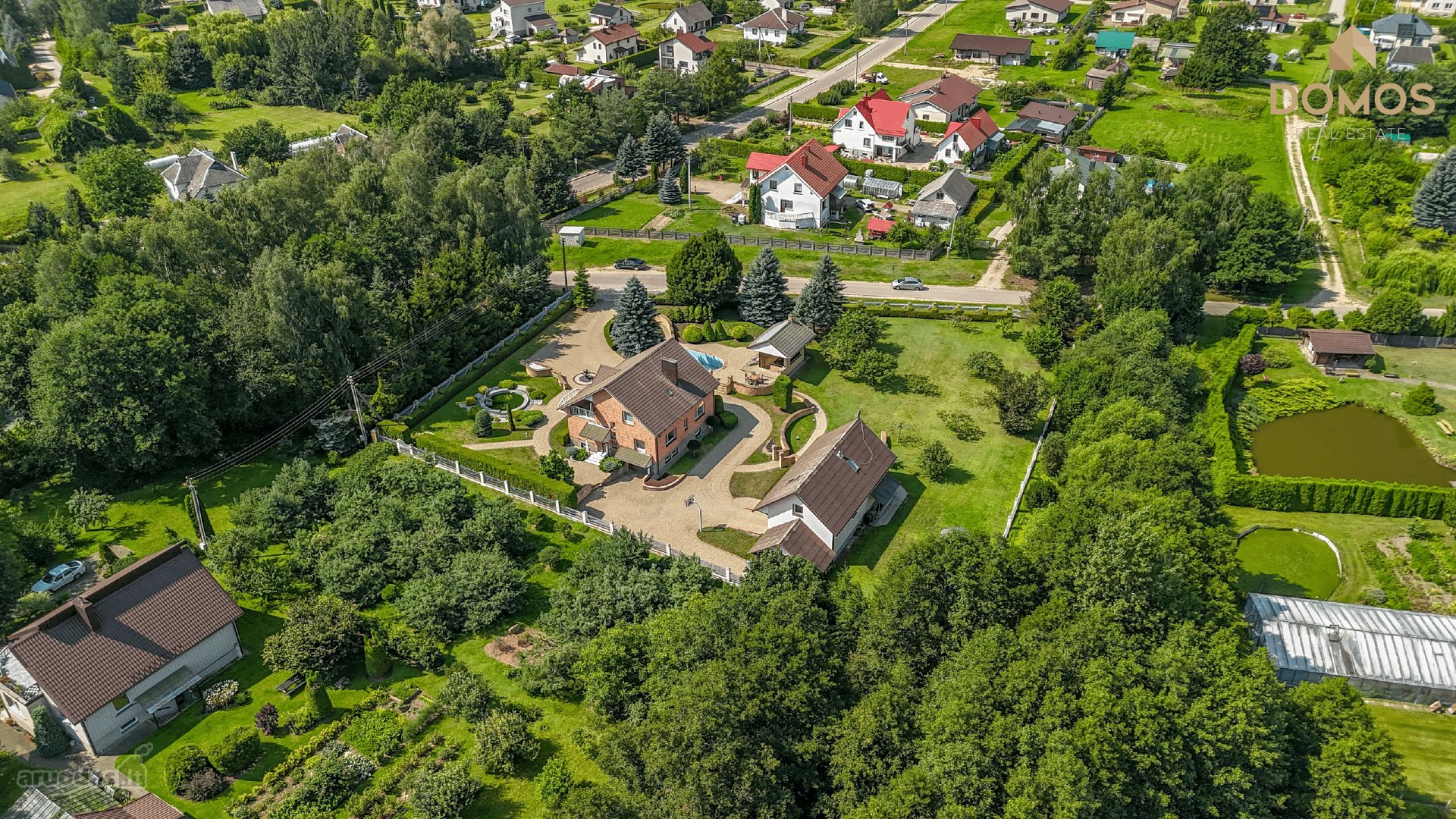 Vos už miesto ribos slypi vieta, kurioje