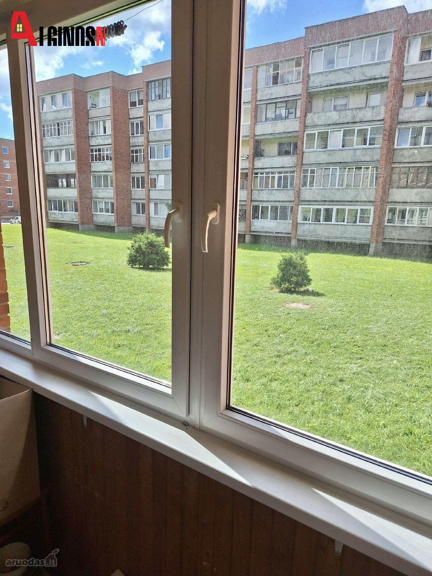 Klaipėdoje, Pietinės g. parduodamas dviejų
