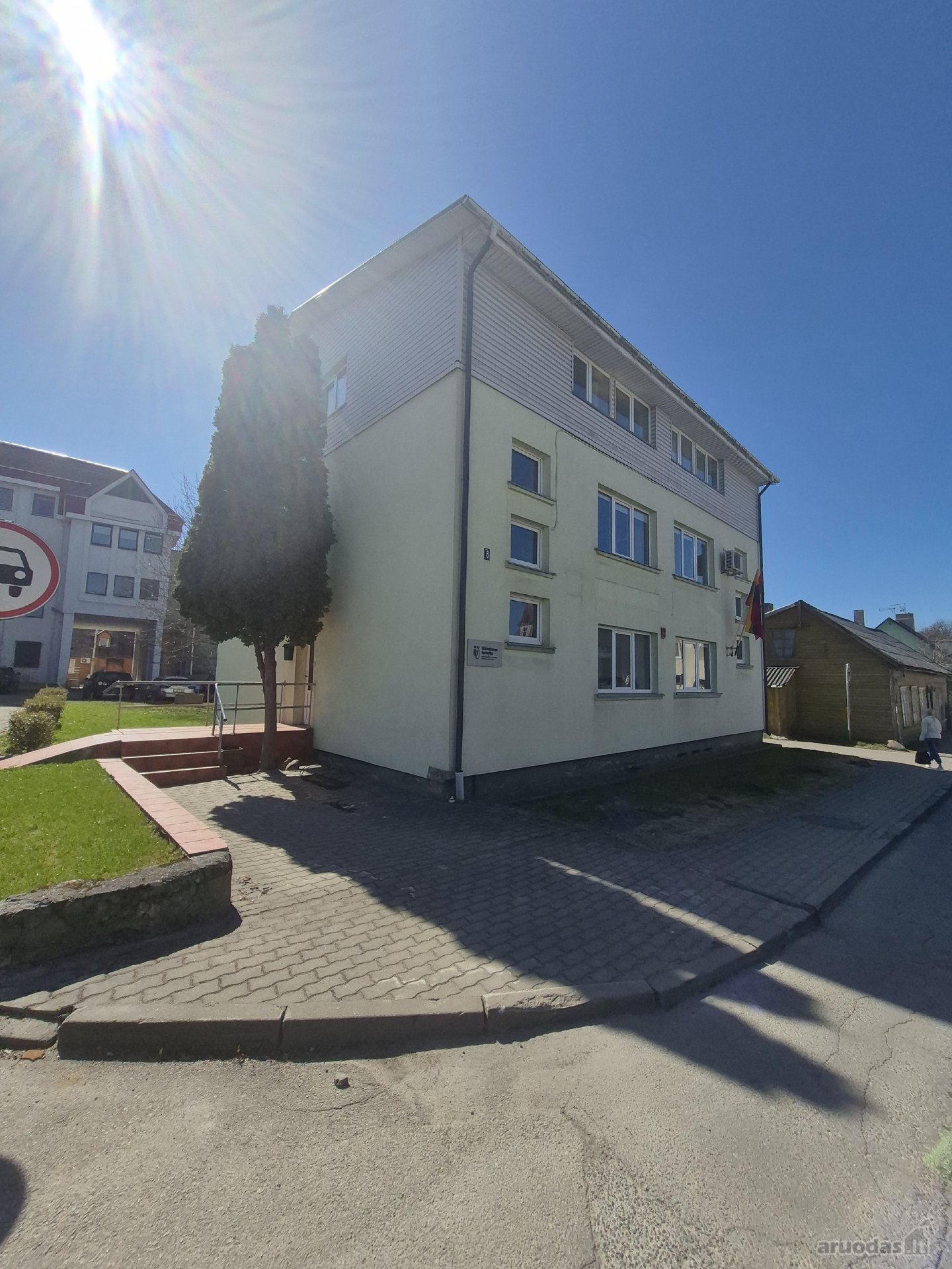 Nuomojamos administracinės paskirties