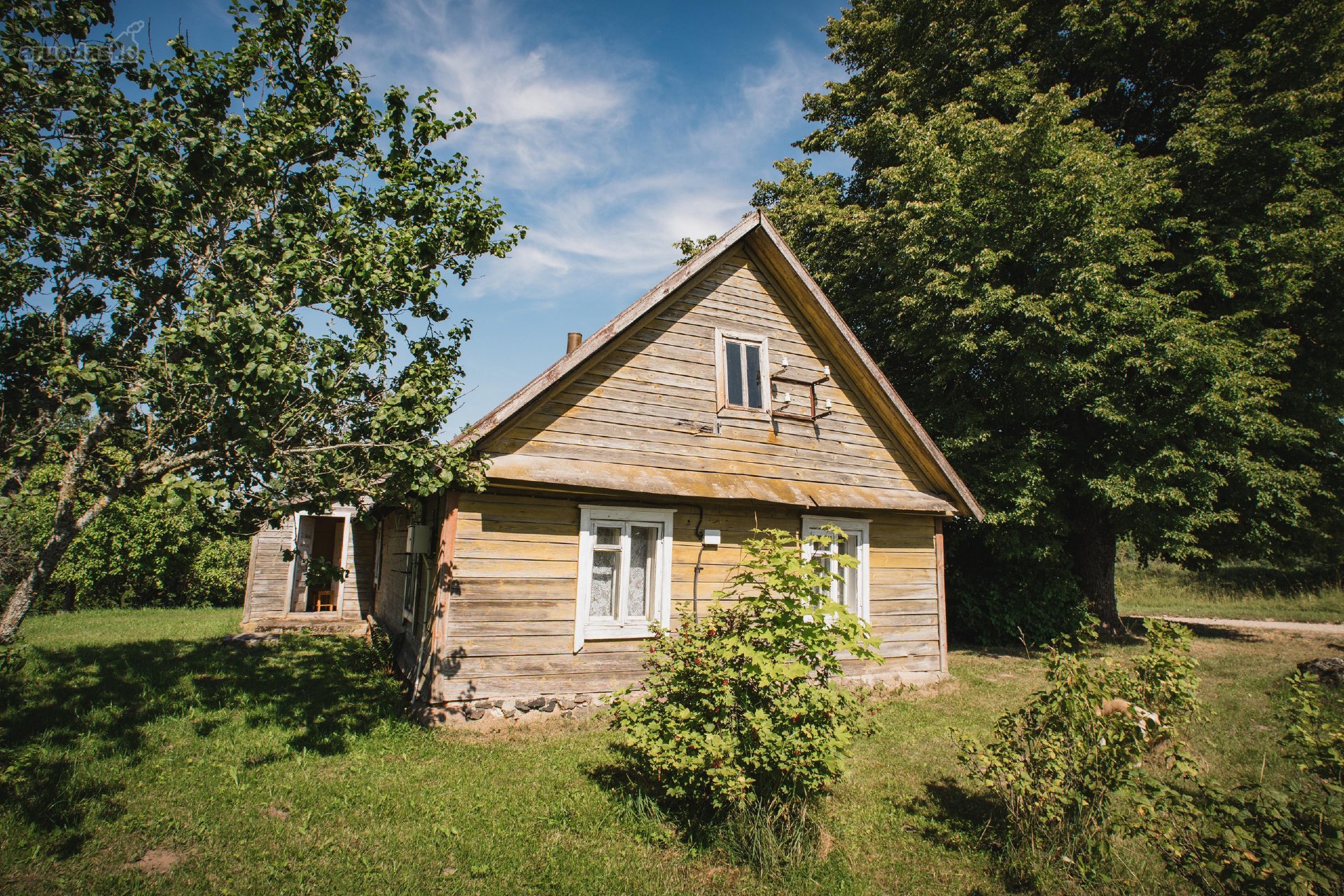 Parduodama Sodyba Su 2,36 Ha Sklypu, Ūkiniais