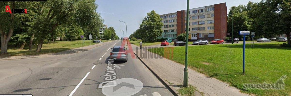 Debreceno gatvėje parduodamas 12m2 kambarys