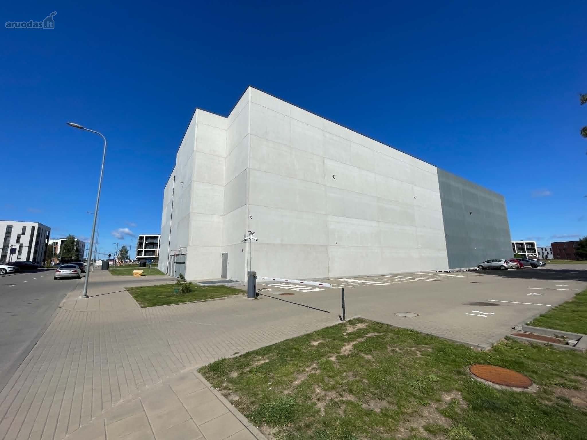 Parduodama Automobilio Stovėjimo Vieta –