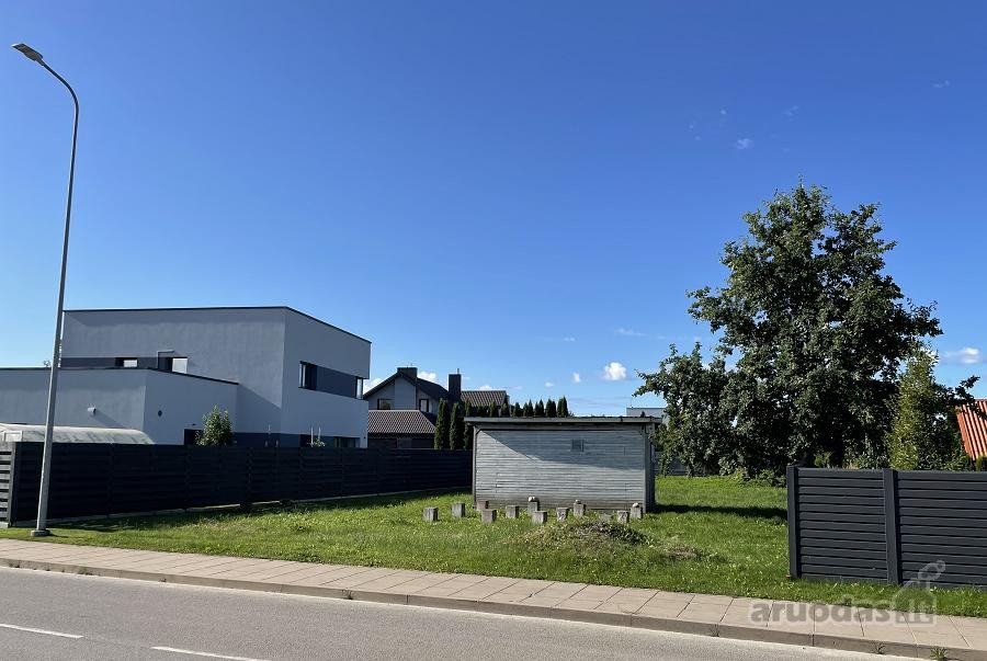Parduodamas 6,56 arų namų valdos sklypas -