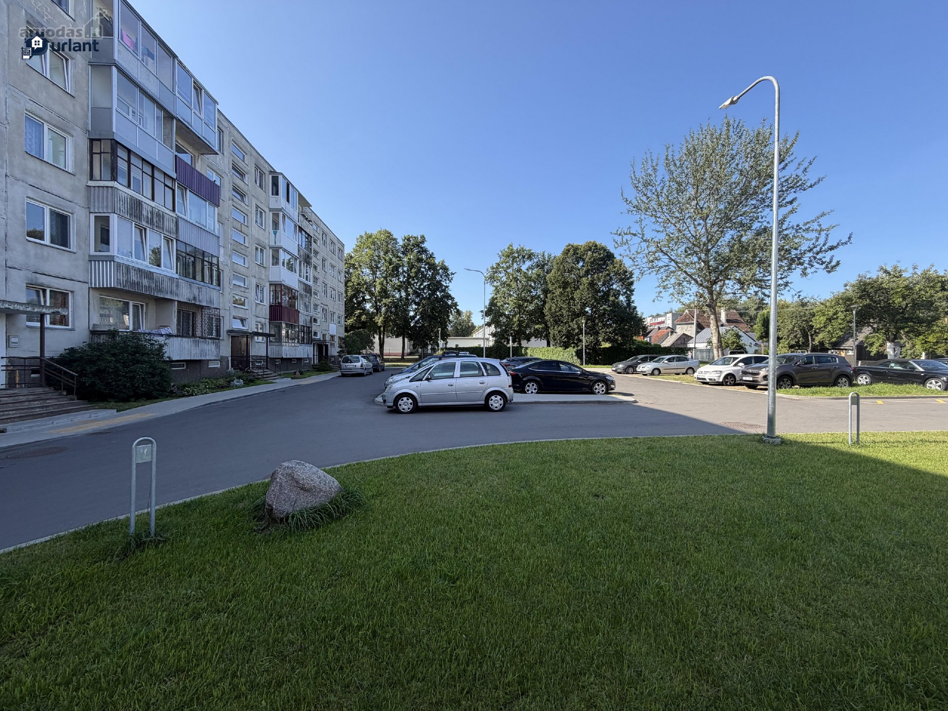 Atnaujintoje Aukštabalio g., Šiauliuose,