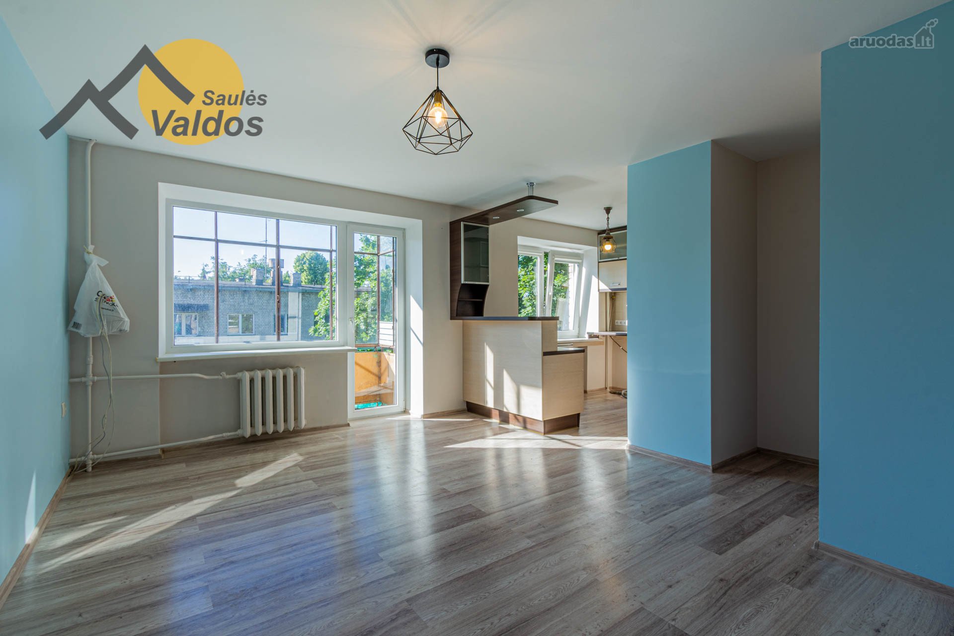 Parduodamas suremontuotas 2 kambarių butas