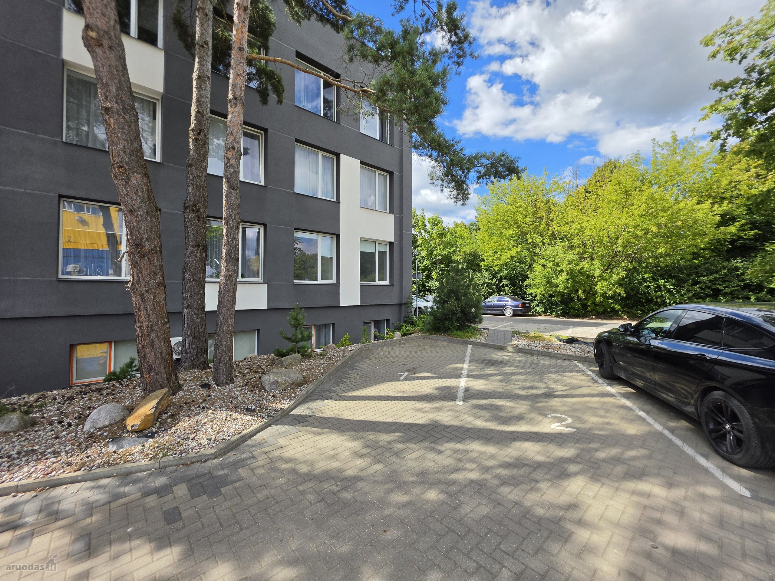 **Parduodamos įrengtos 35,22 m²