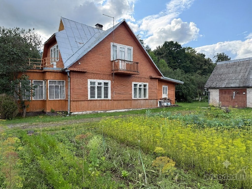 Parduodamas rąstinis namas Druskininkuose,
