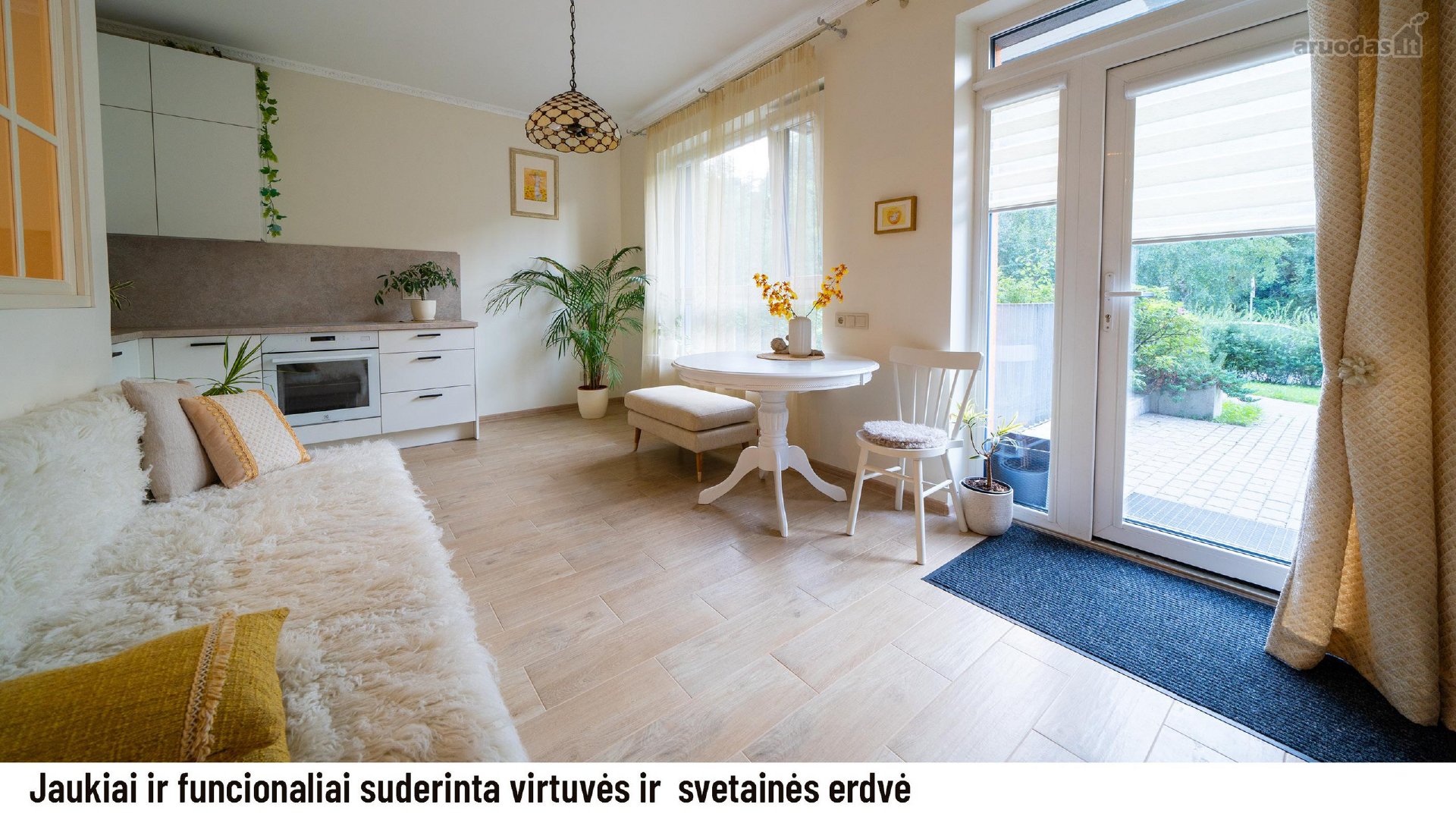 Jaukiai įrengtas vieno kambario butas