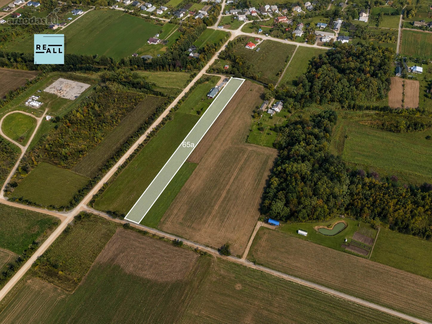 Parduodamas 65 Arų Sklypas Patogioje Vietoje