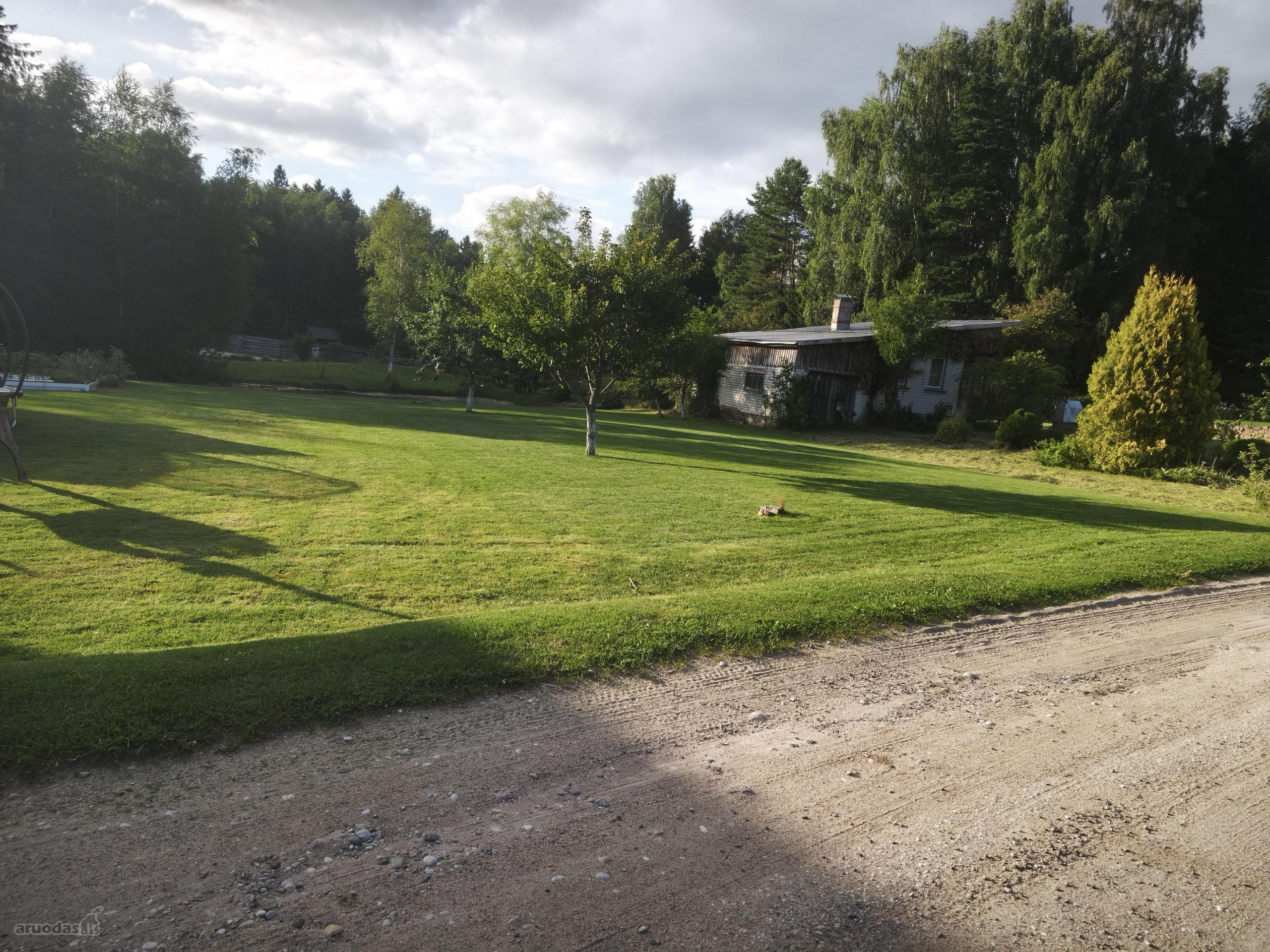 Tinkamas sodo nameliui iki 50 m² statyti,