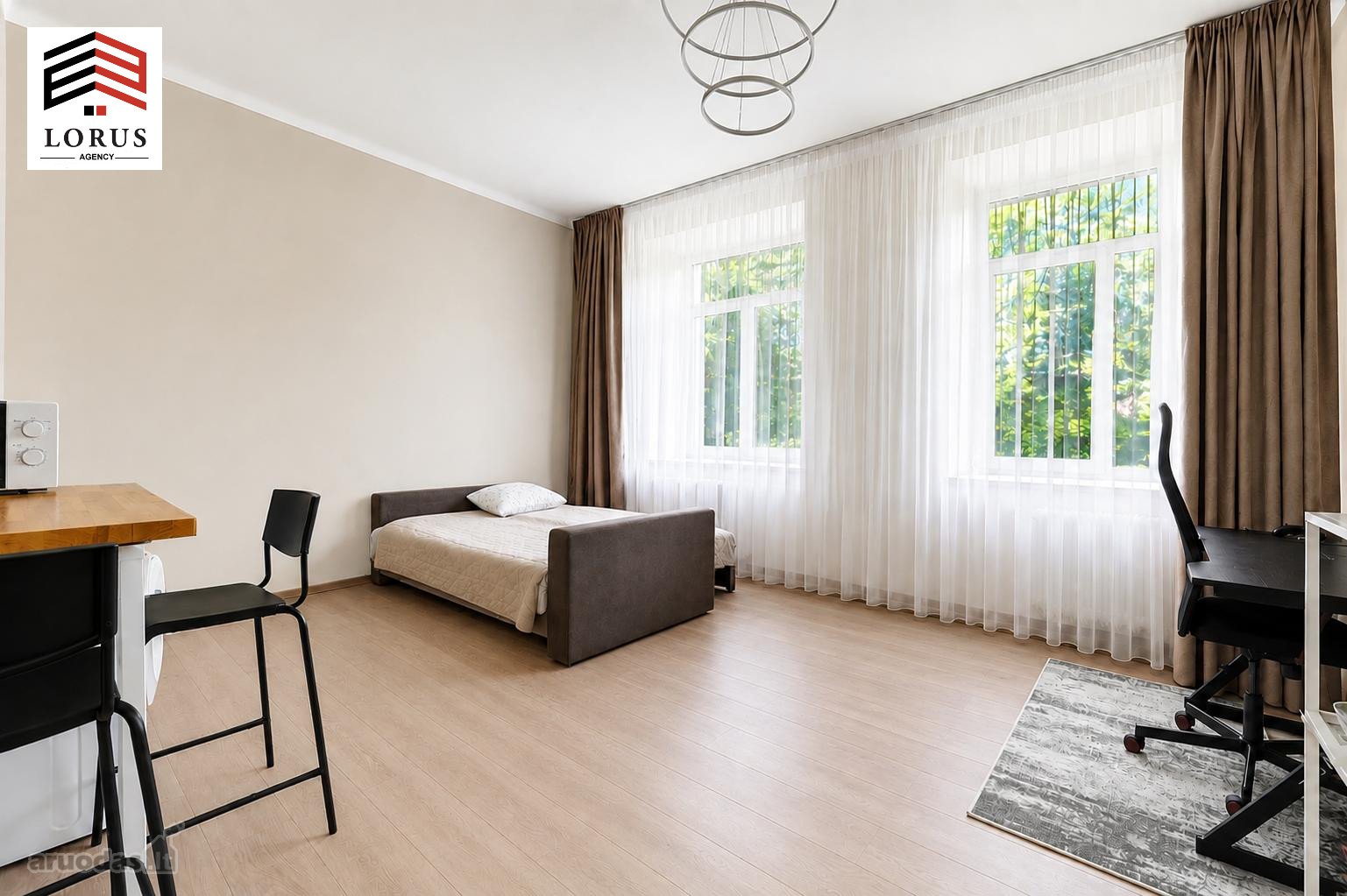 Parduodamas jaukiai ir kokybiškai po