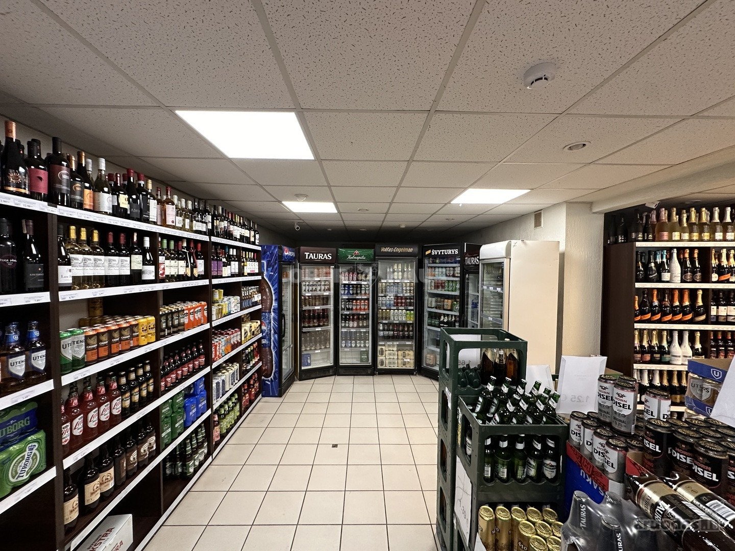 Parduodamos komercinės paskirties patalpos