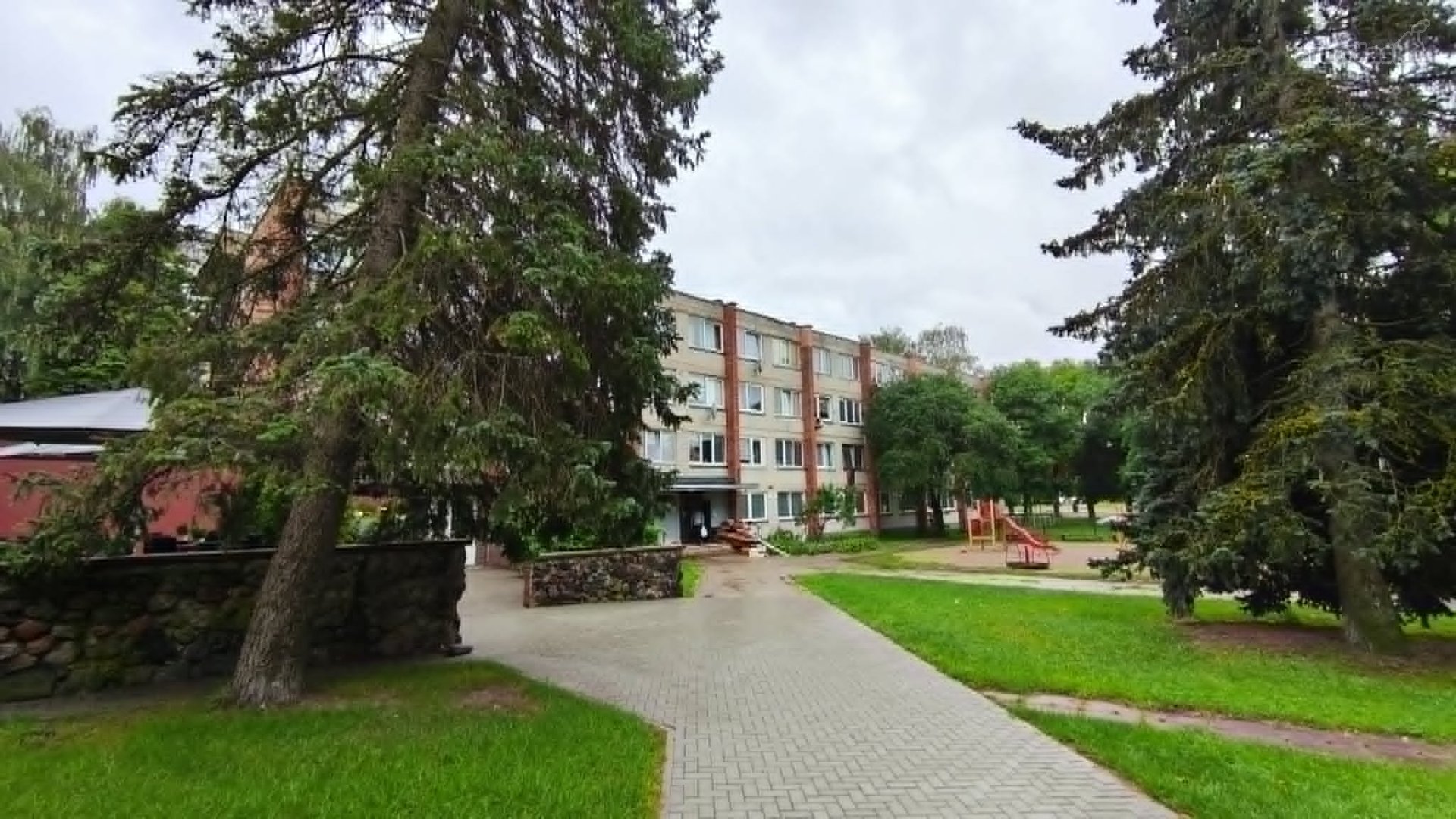 **Nuomojamas šviesus, ką tik suremontuotas