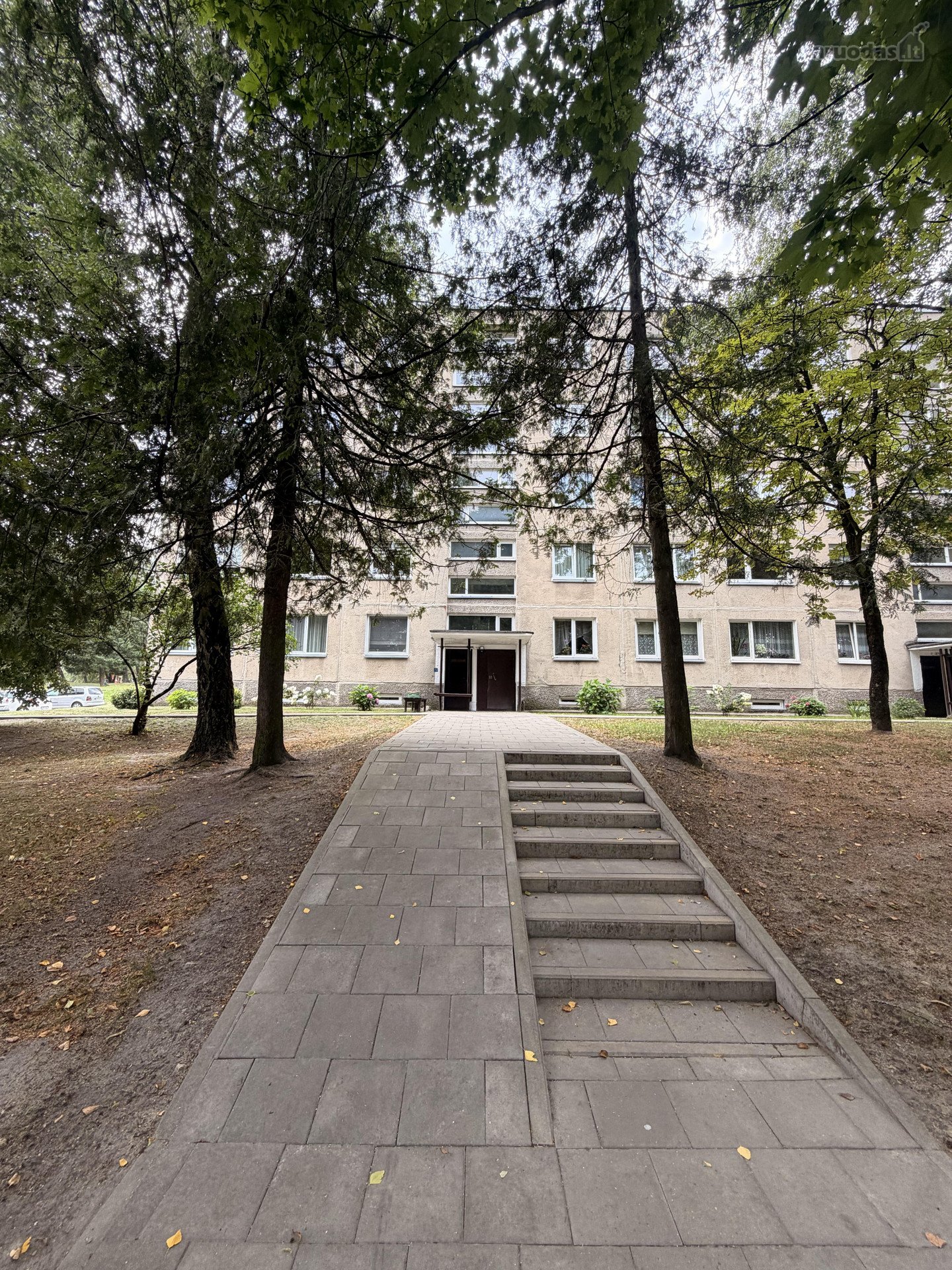 Parduodamas jaukus ir erdvus 3 kambarių butas