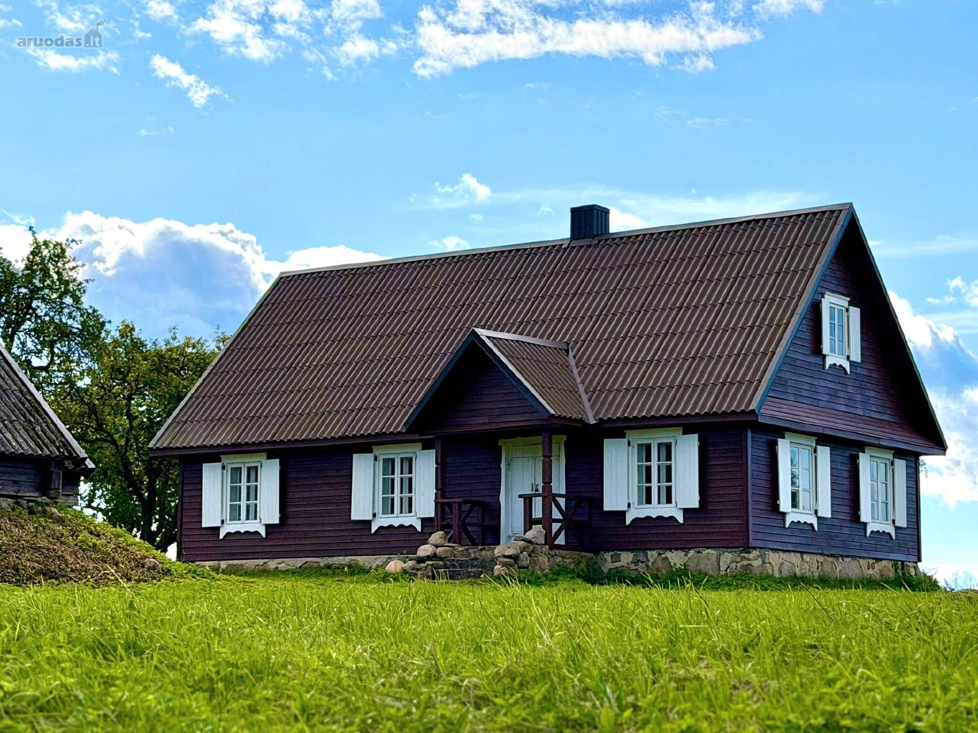 Išskirtinė Autentiška Sodyba Vienkiemyje –
