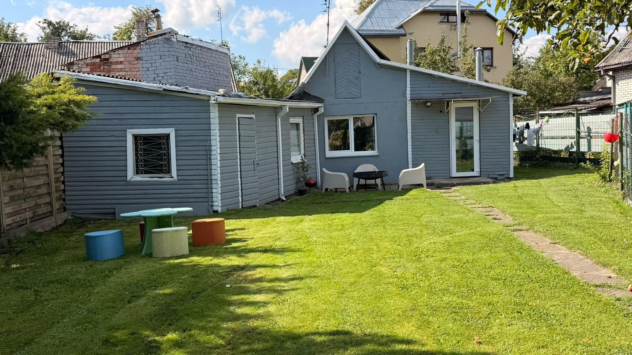 Parduodamas jaukus namukas ramioje,