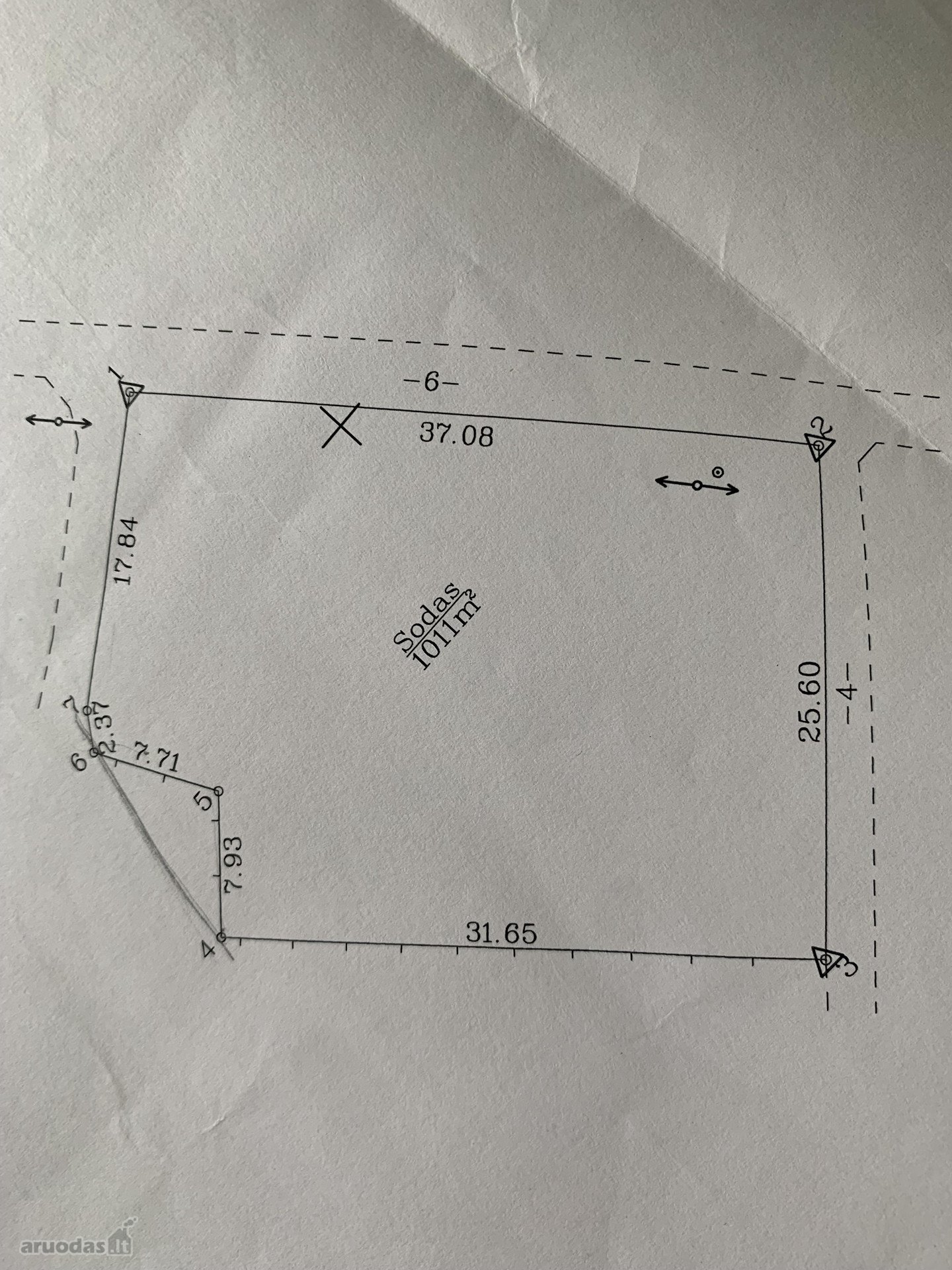 20 min. nuo Vilniaus centro, gamtos apsuptyje