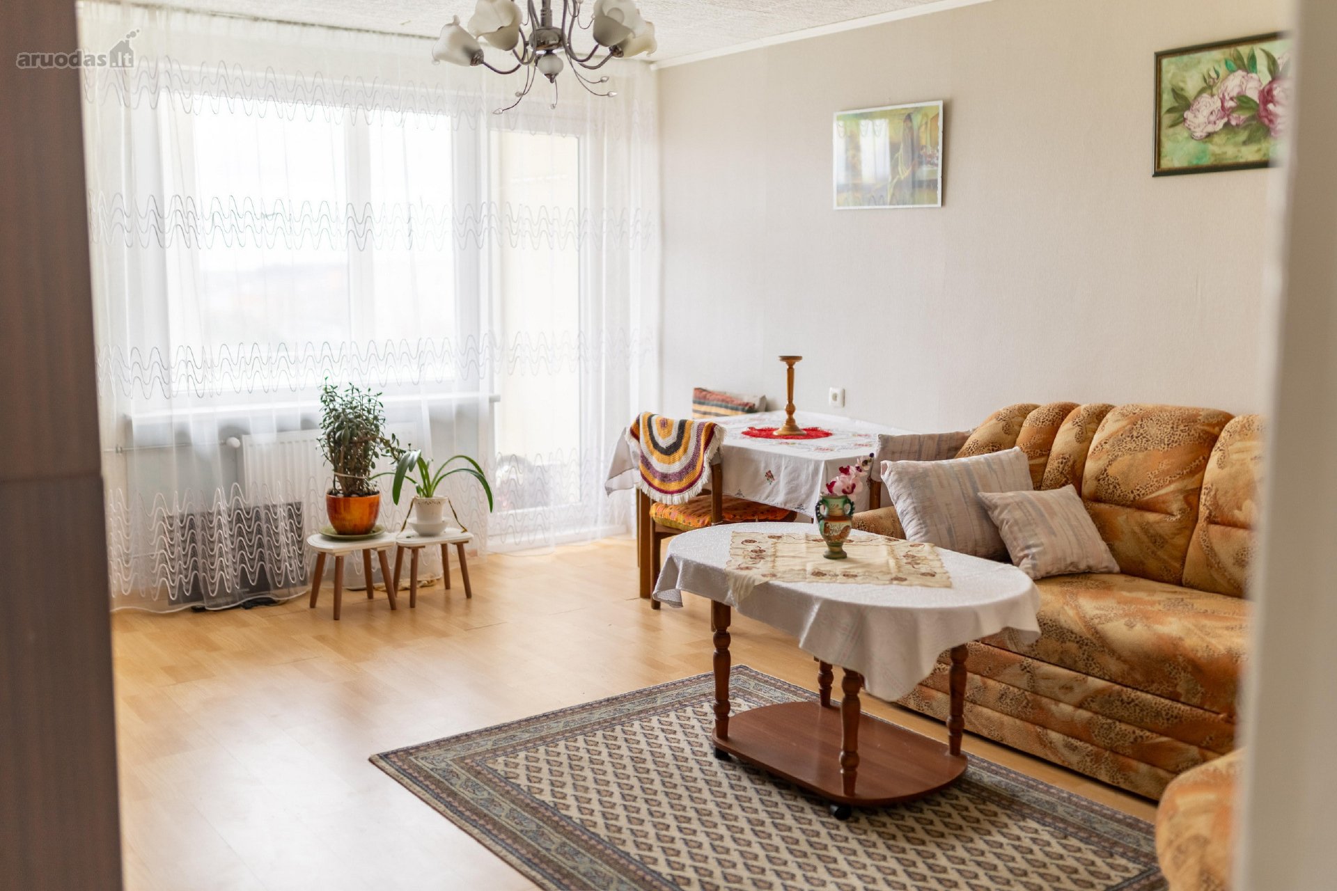 Parduodamas erdvus ir šviesus 3 kambarių