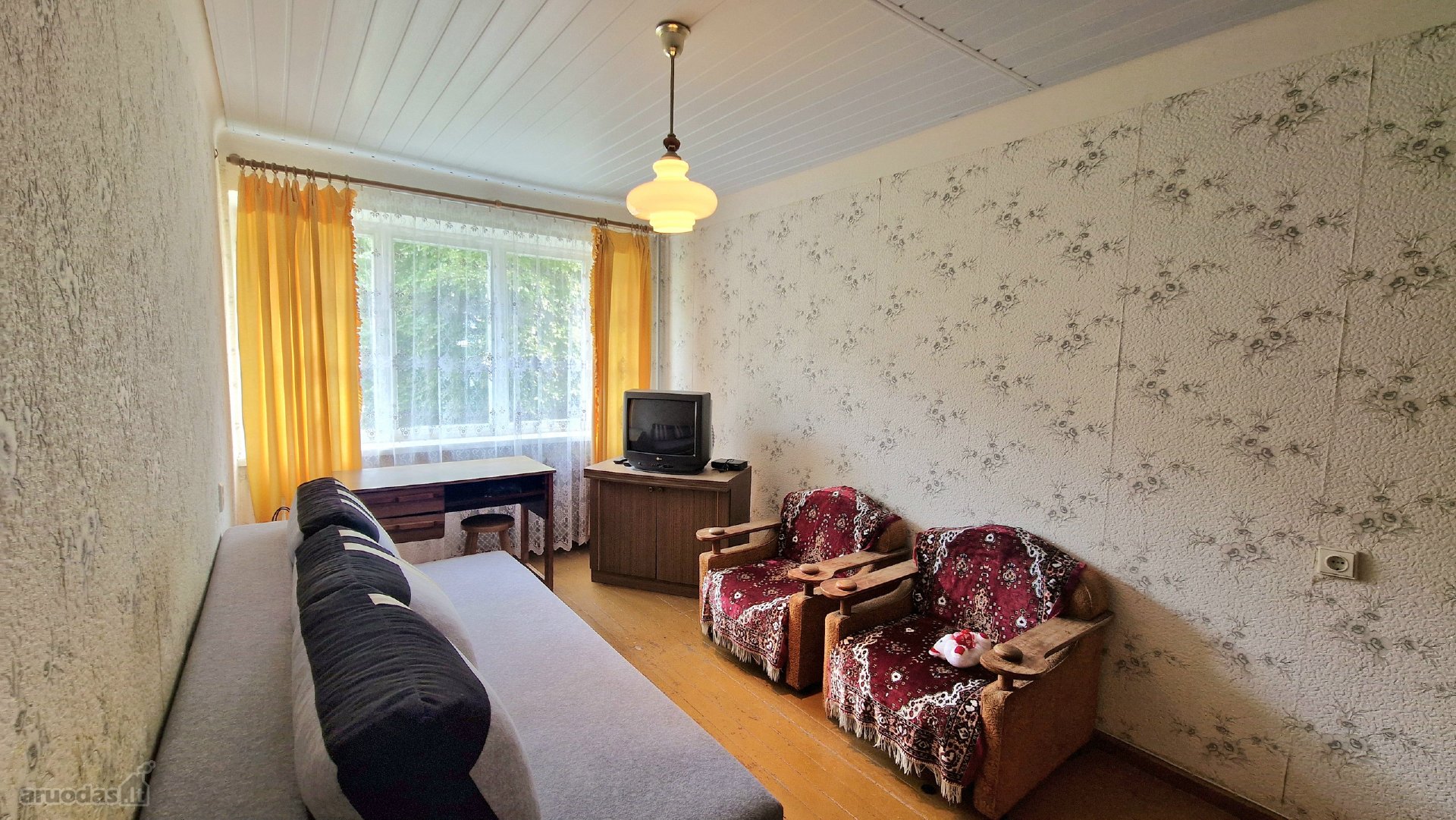 Parduodamas dviejų kambarių butas Radviliškio