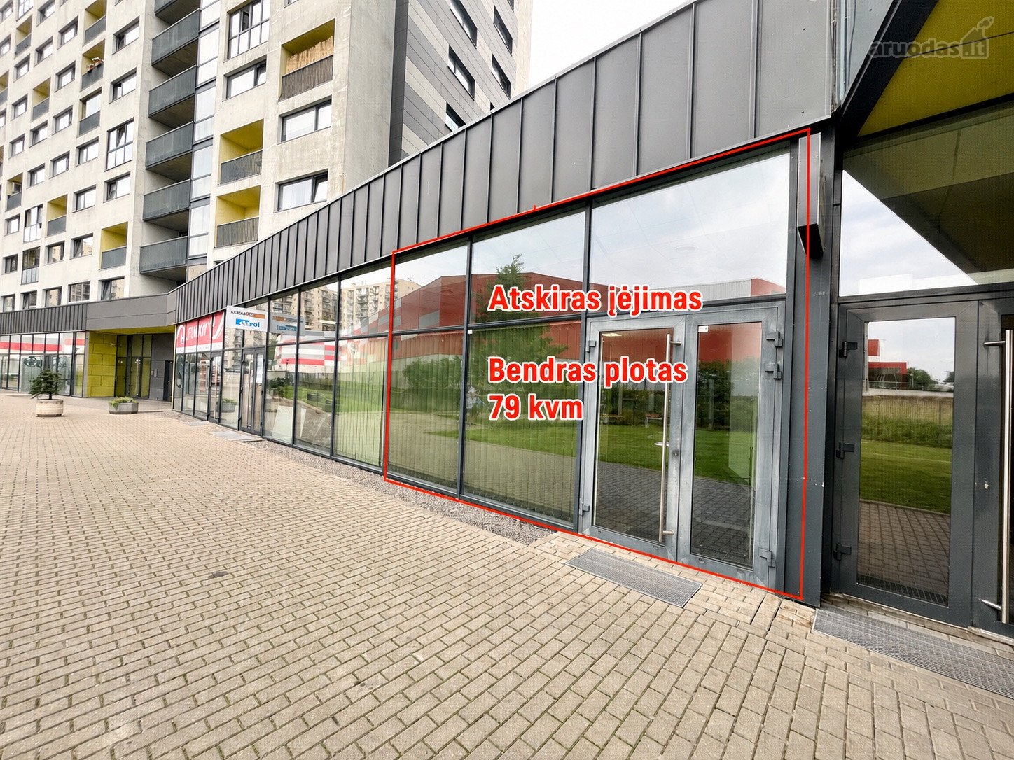 Nuomojamos 79 m² / 142 m² Prekybos / Paslaugų