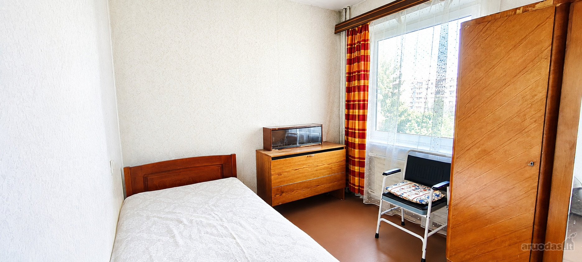 Parduodamas Erdvus 3 Kambarių Butas