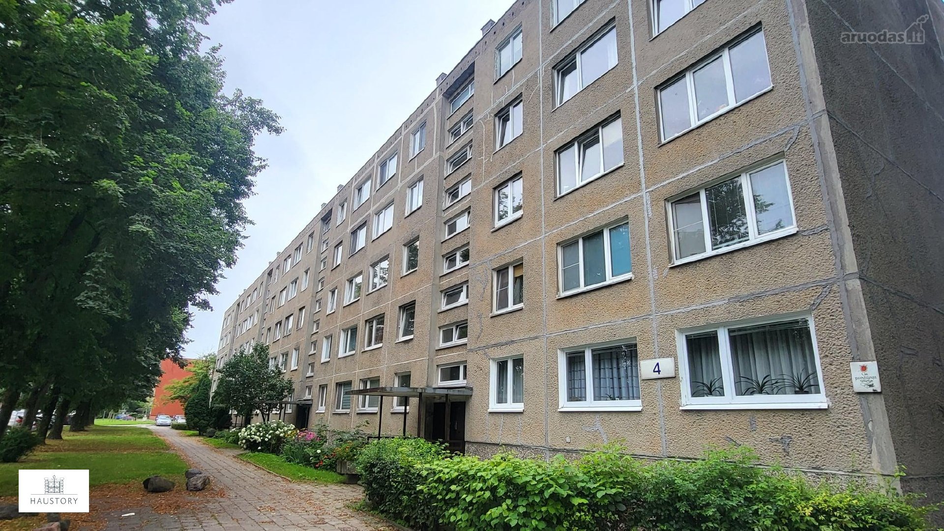 Parduodamas 3-jų kambarių butas Gedminų g.,