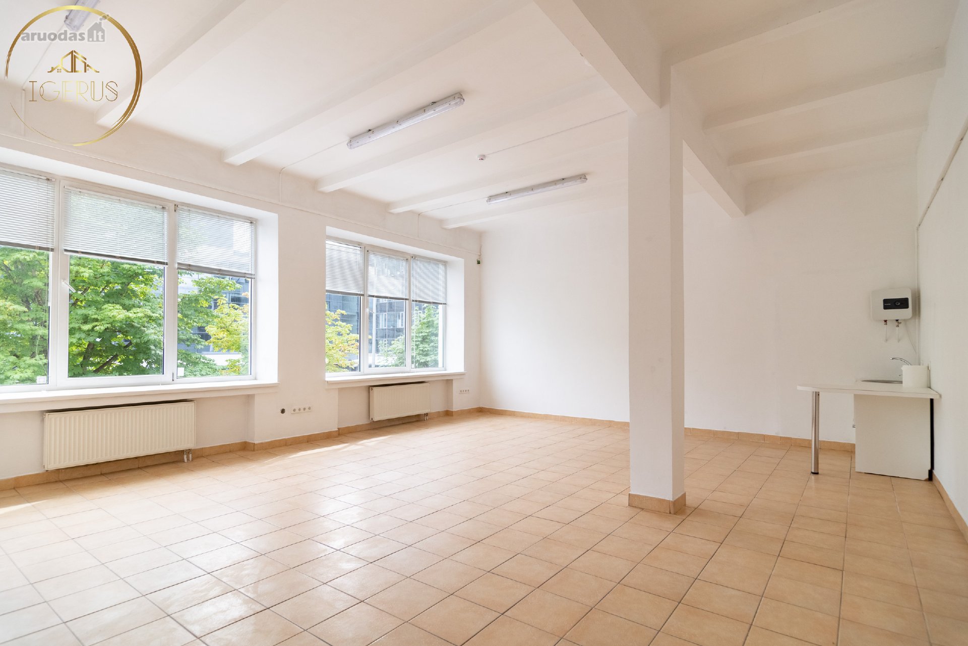 Vilniaus miesto centre išnuomojamos erdvios