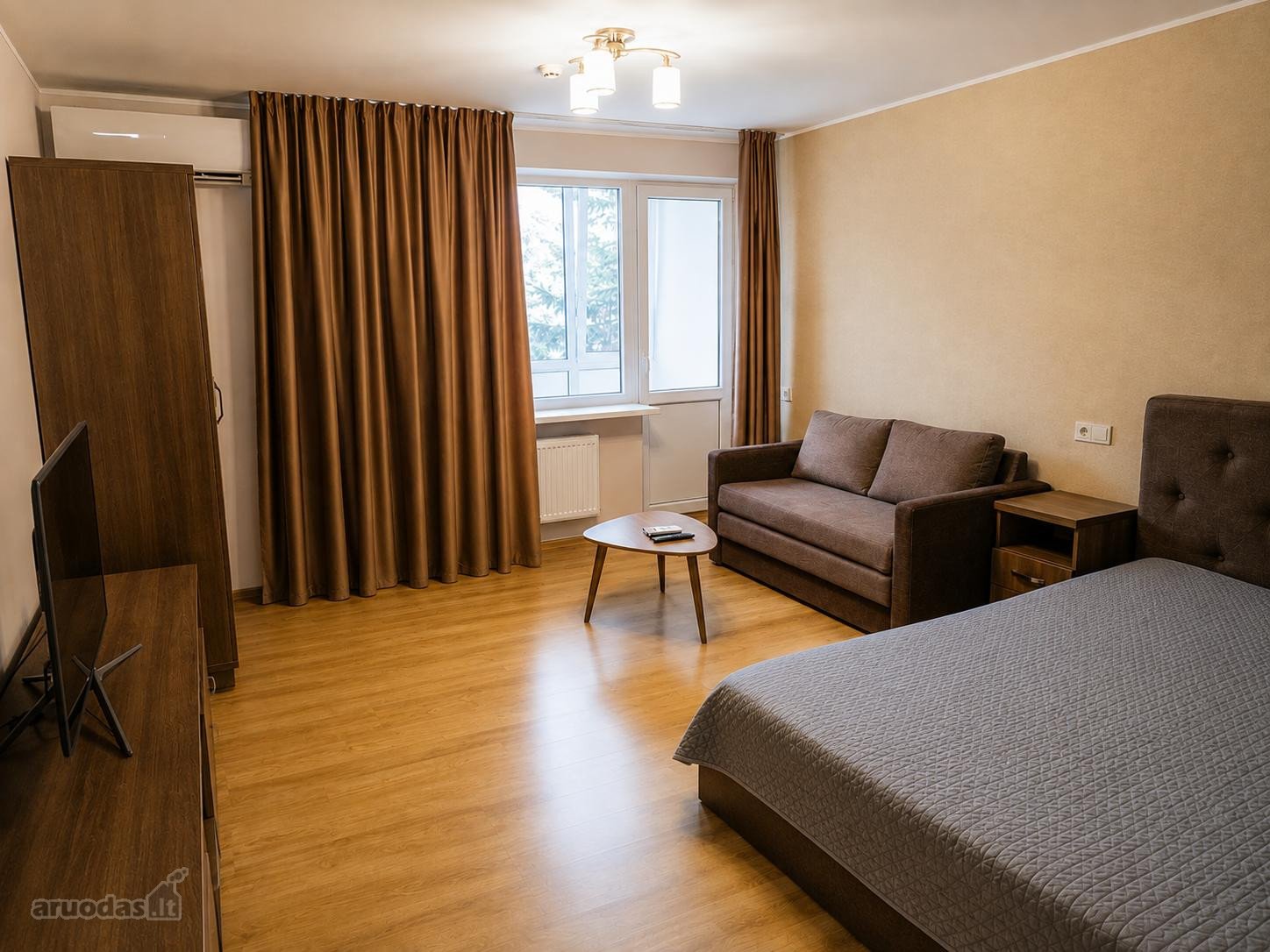 Išnuomojamas tvarkingas 1,5 kambario butas