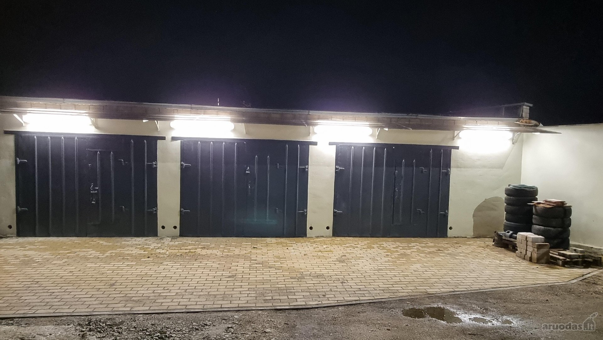 Išnuomojamos komercinės patalpos su retais