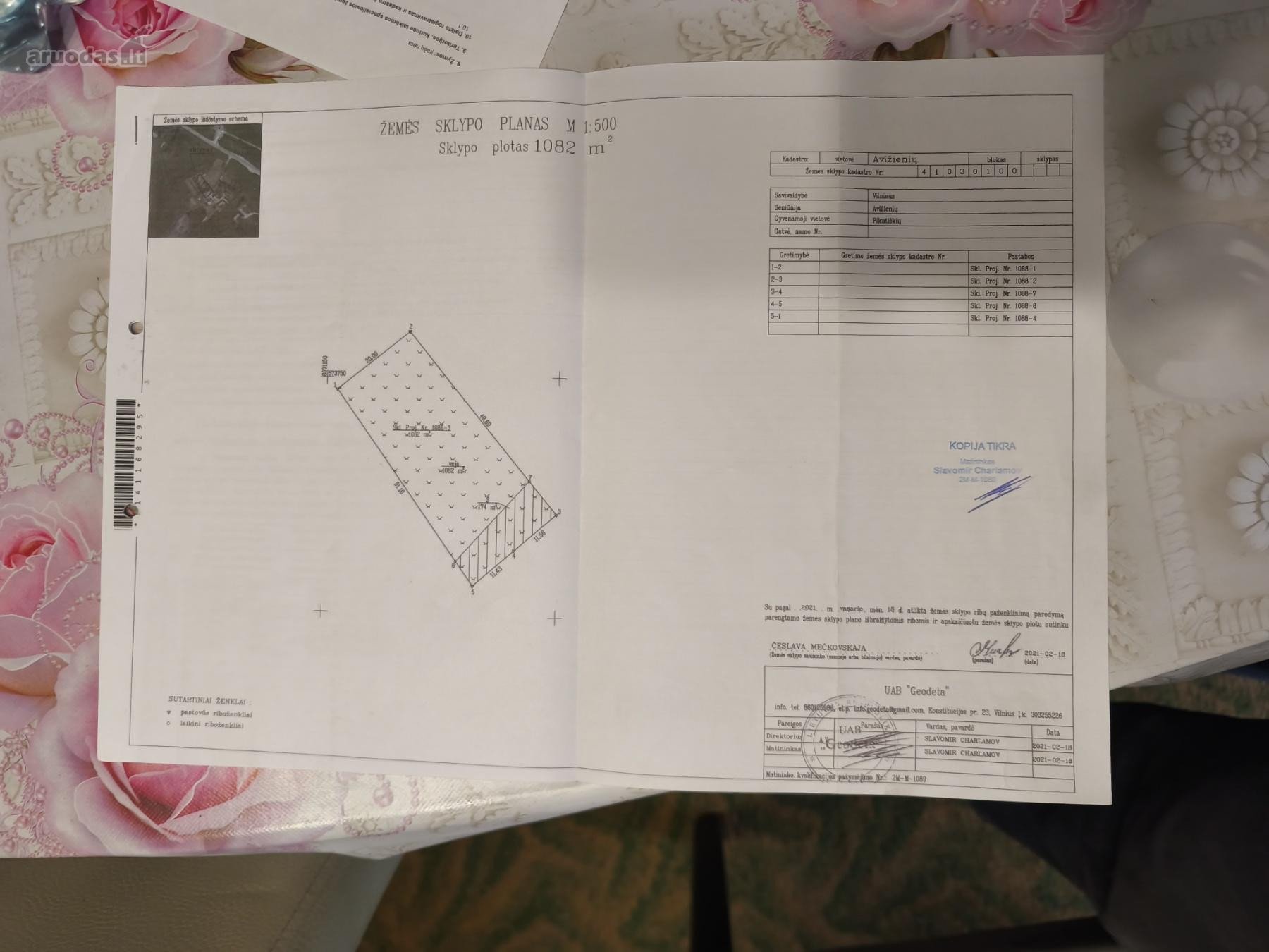 Ieškote Vietos Namui, Kur Jau Verda Gyvenimas?