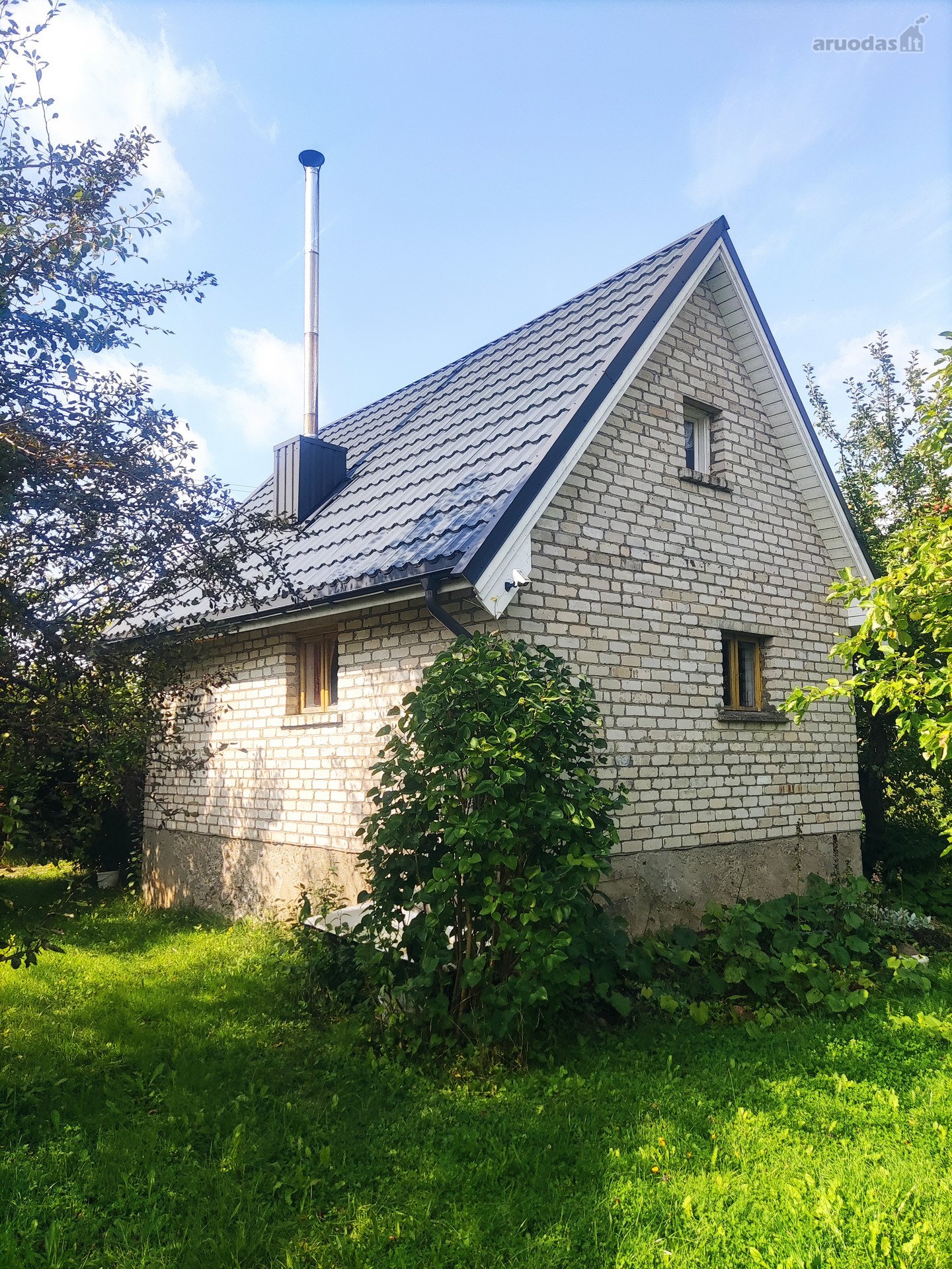 Vaiteliuose Šalpusnių ramioje gatvėje