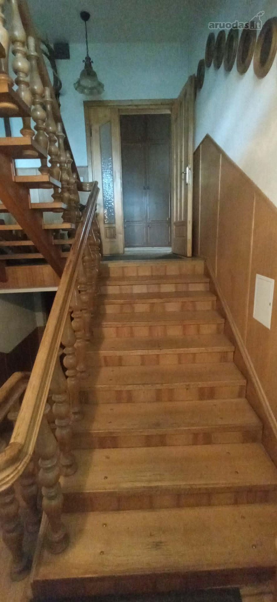 Isnuomojamos patalpos nuosavame name 100m2