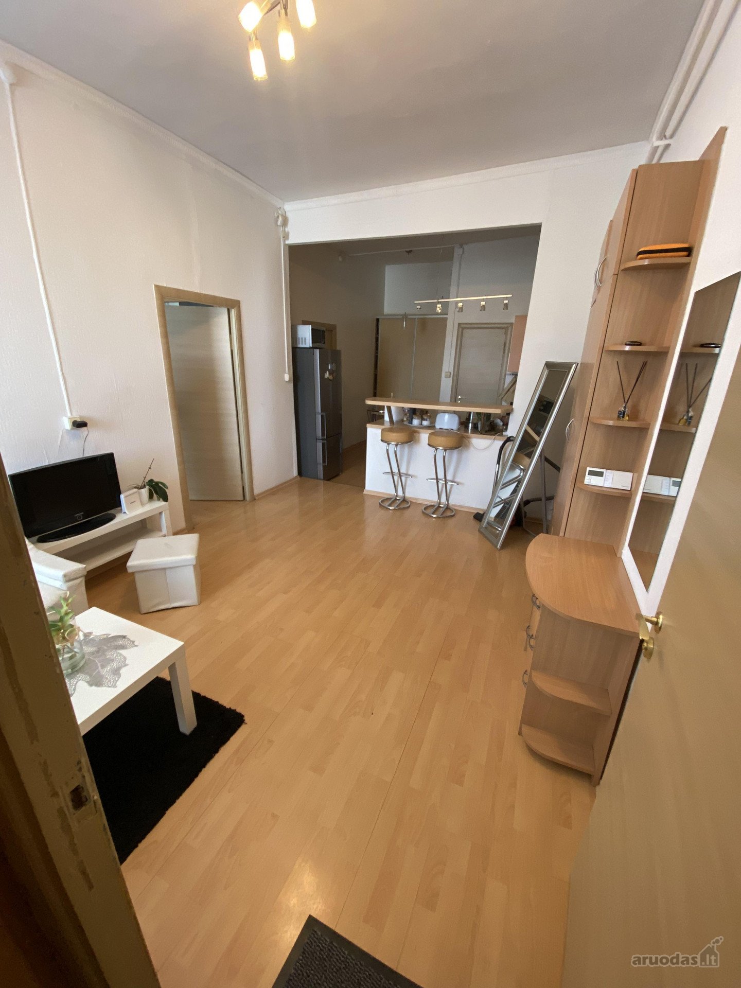 Parduodame 3 kambarių butą Centre Birštono g.