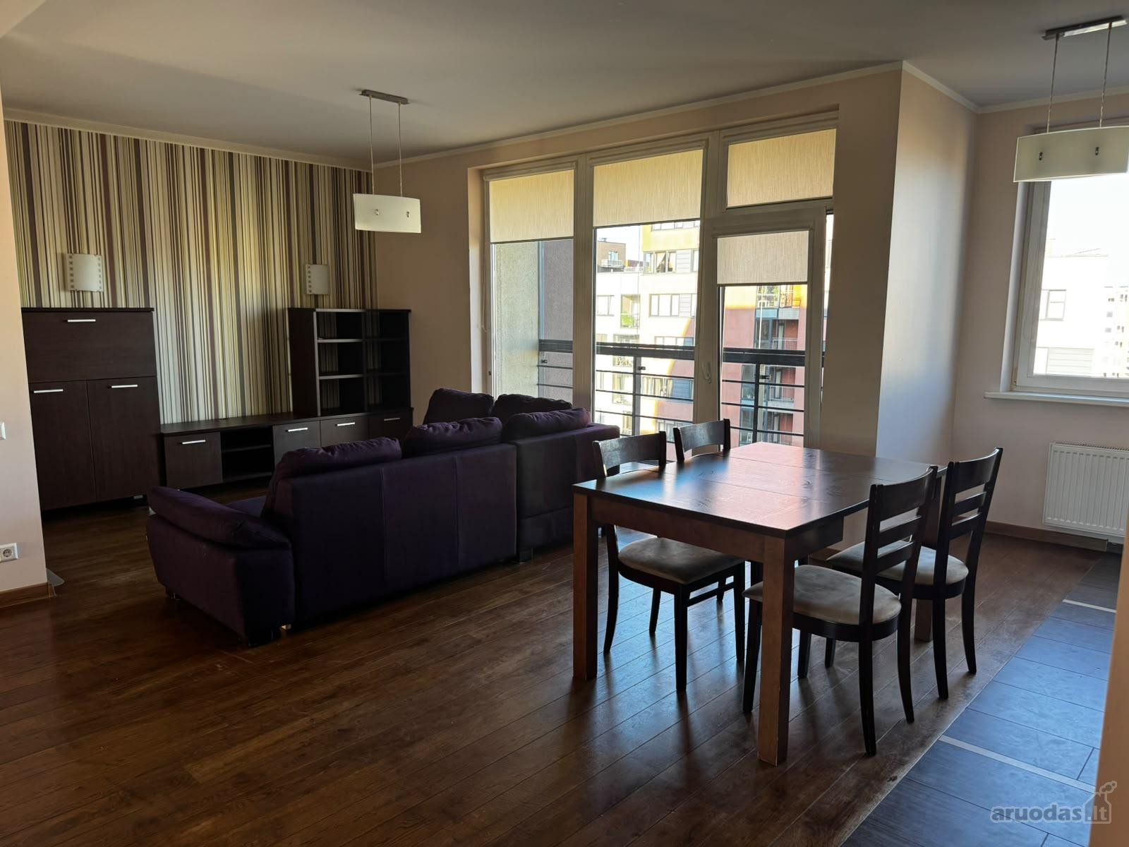 Tvarkingiems nuomininkams išnuomojamas 60 m²