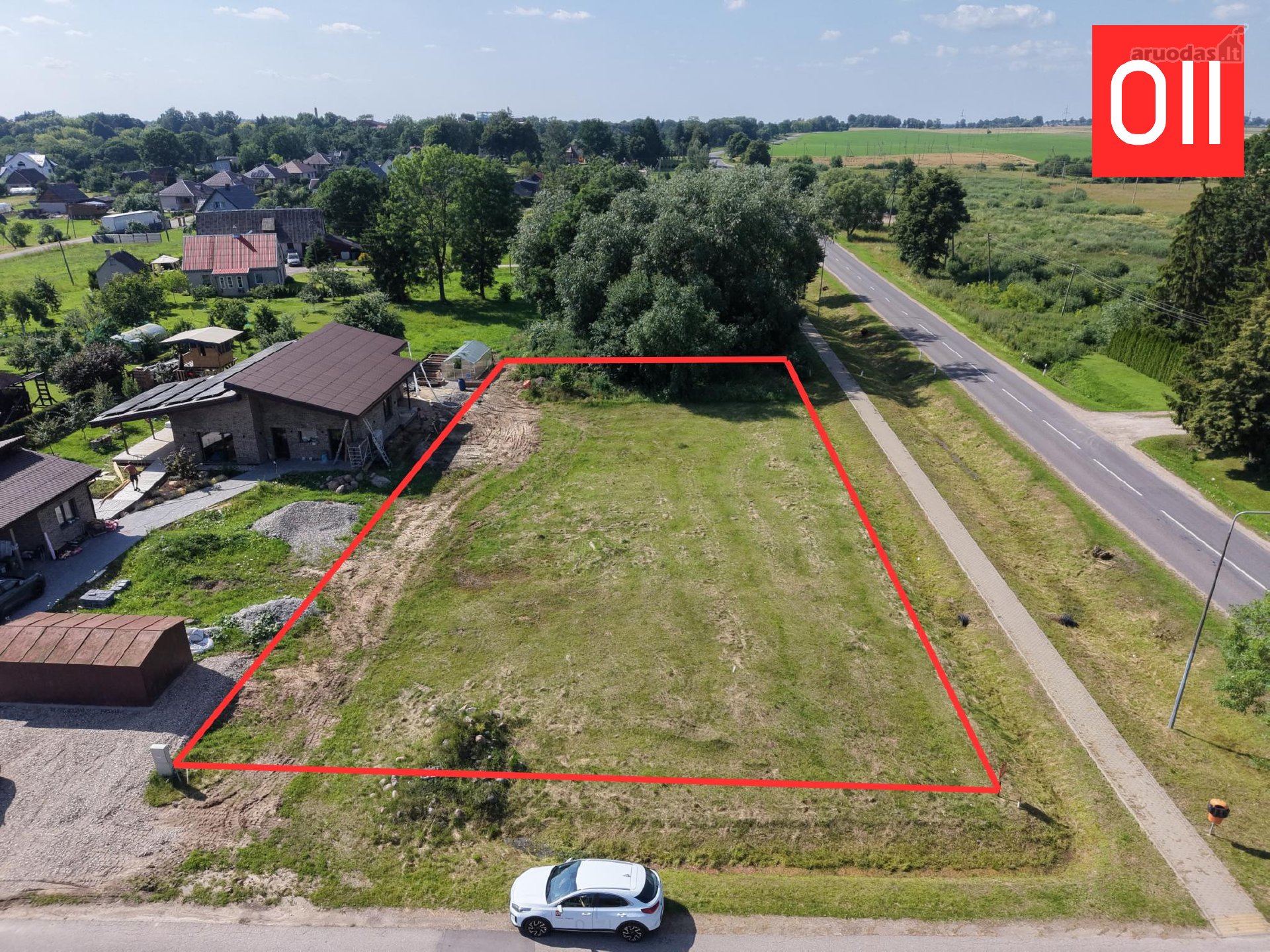 Parduodamas 15 arų sklypas su statybos