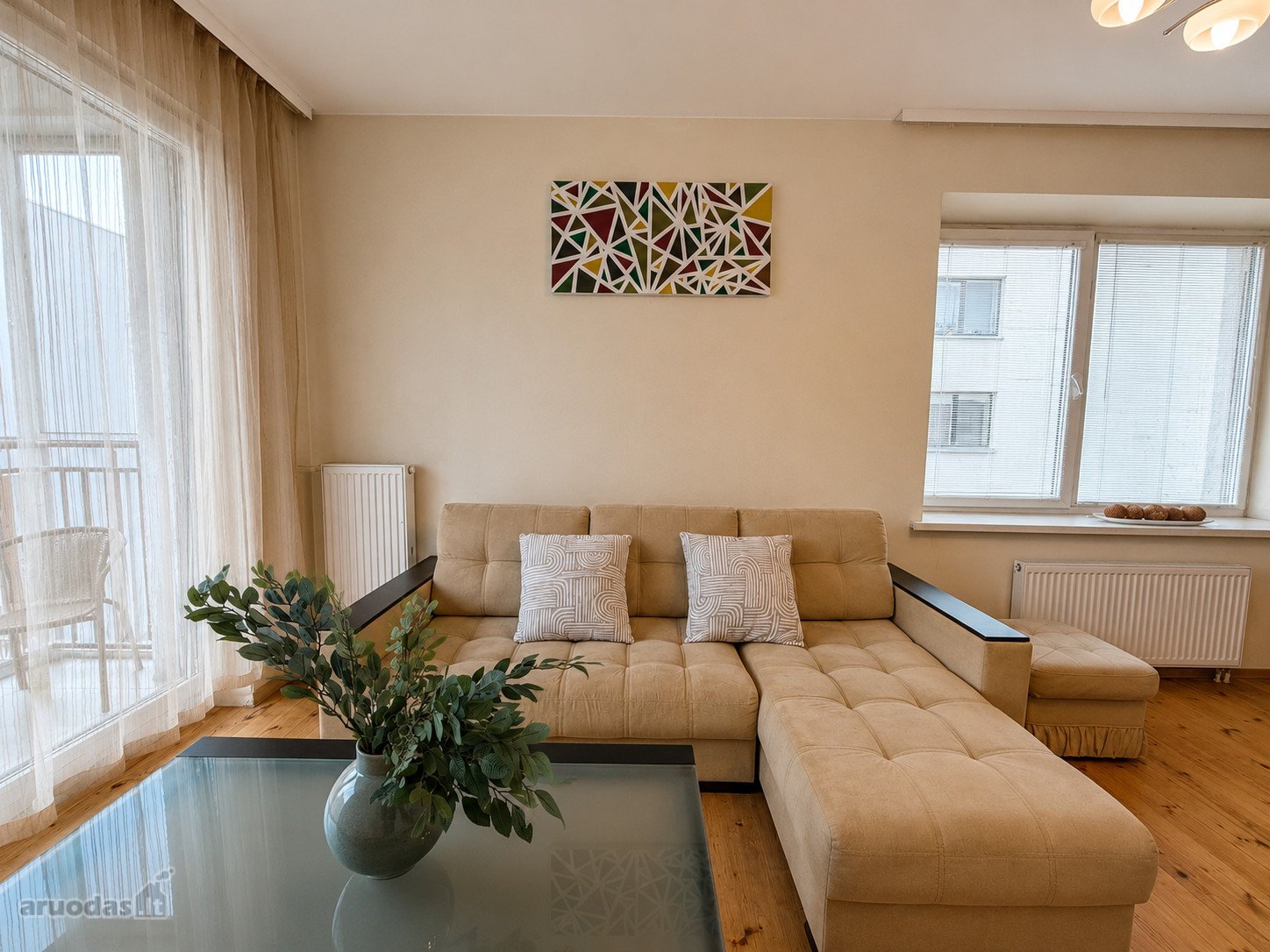 Nuomojamas Erdvus 2 Kambarių Butas