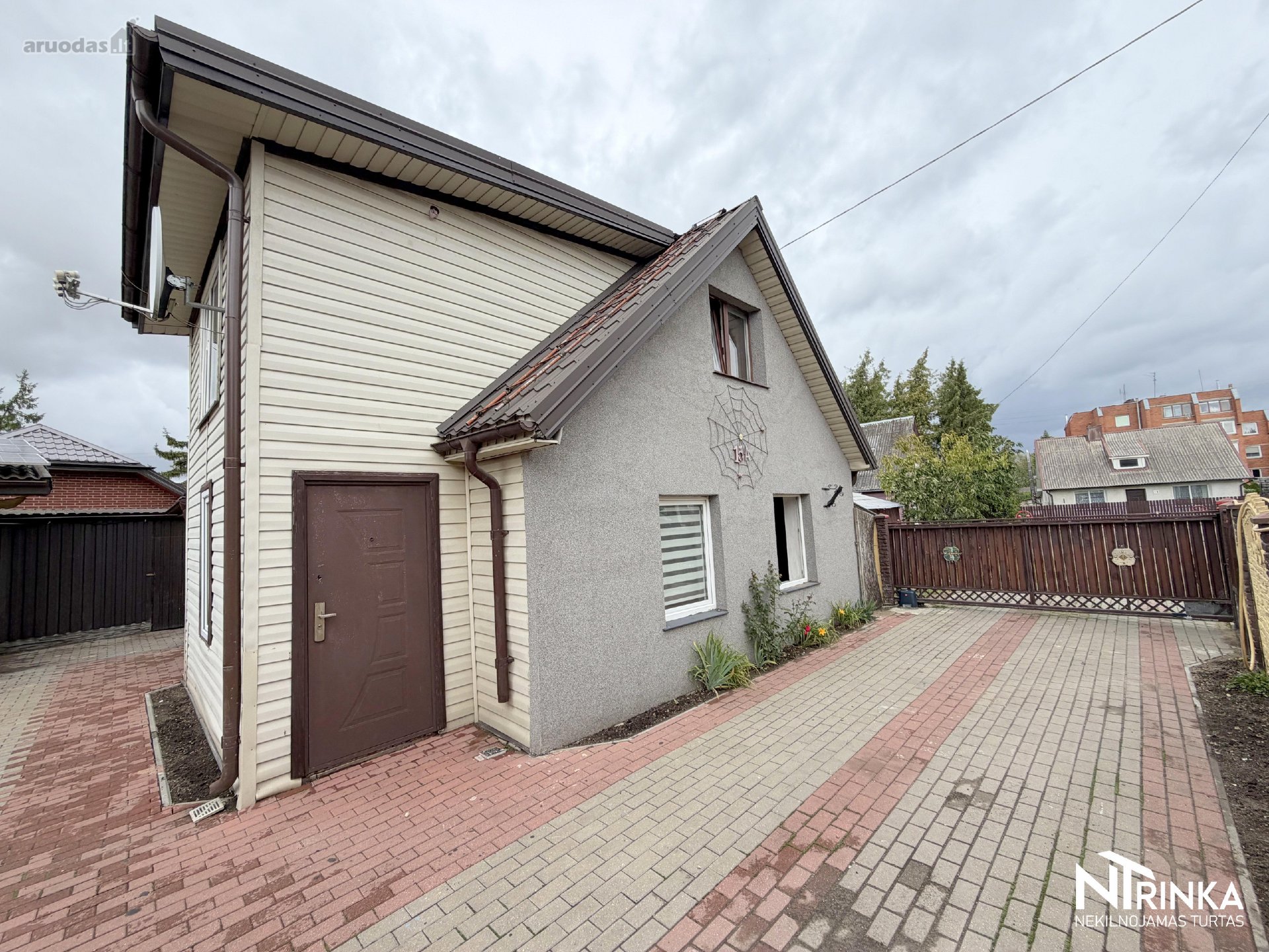 Renovuotas 3 Kambarių Namas Joniškio Miesto