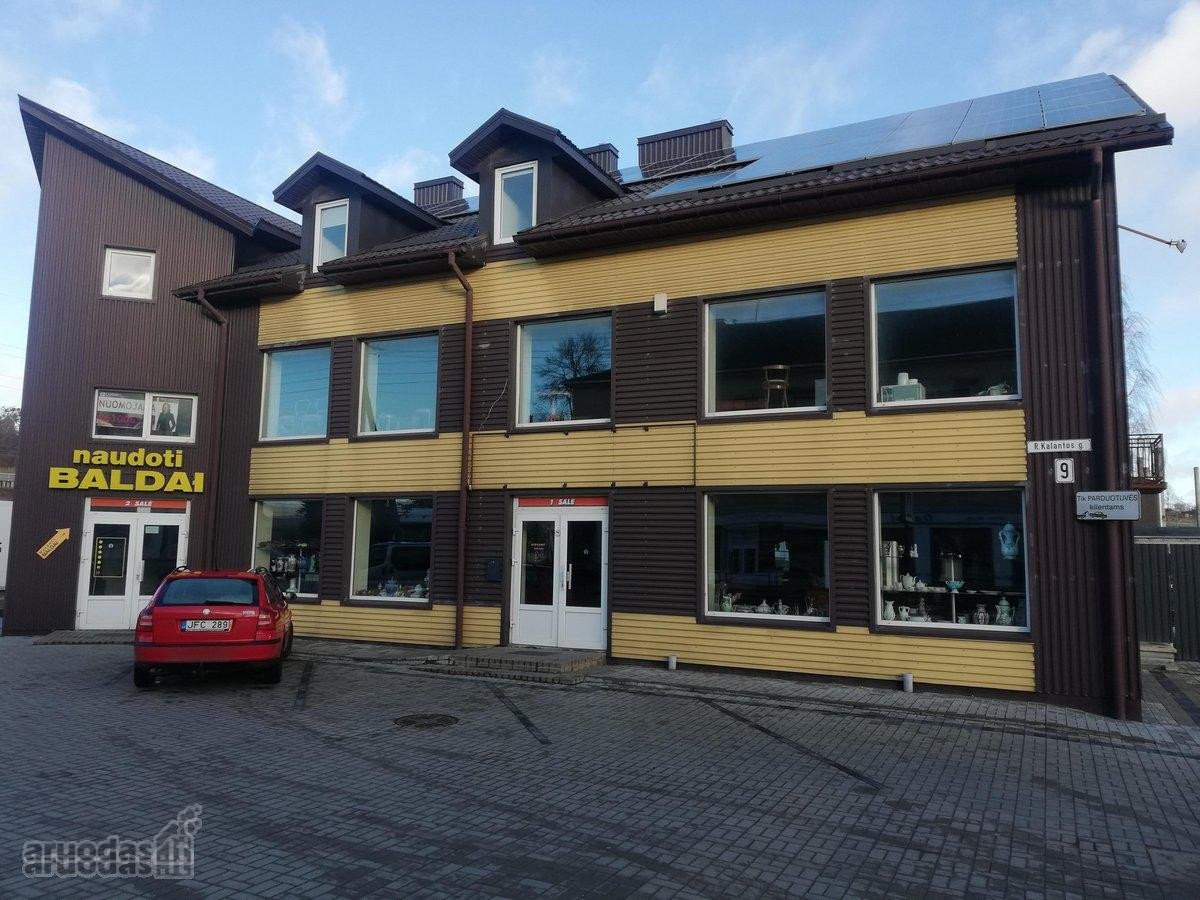 Nuomojamos prekybinės patalpos šalia vienos