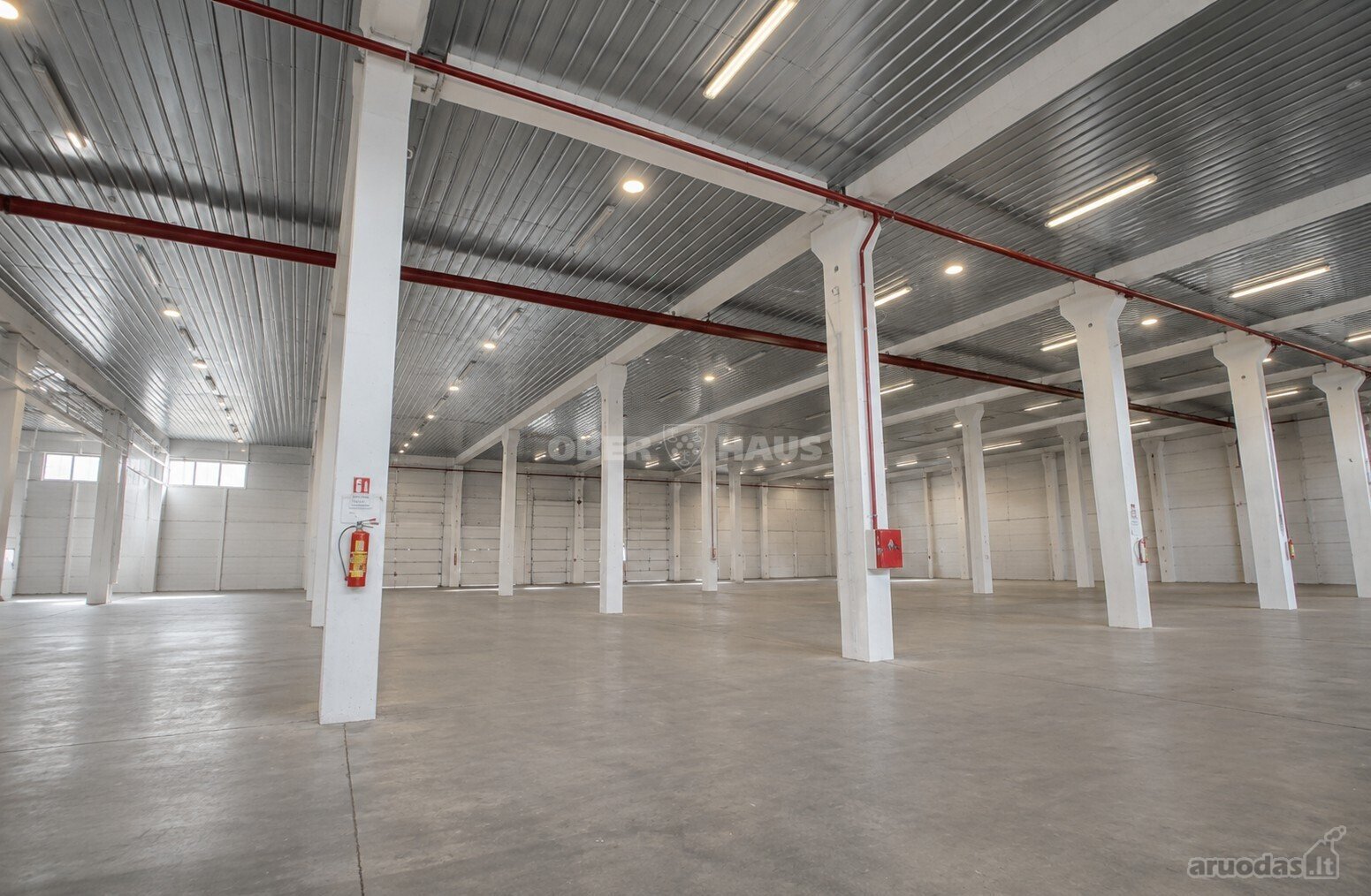 Nuomojamos tvarkingos 1500 m² gamybinės