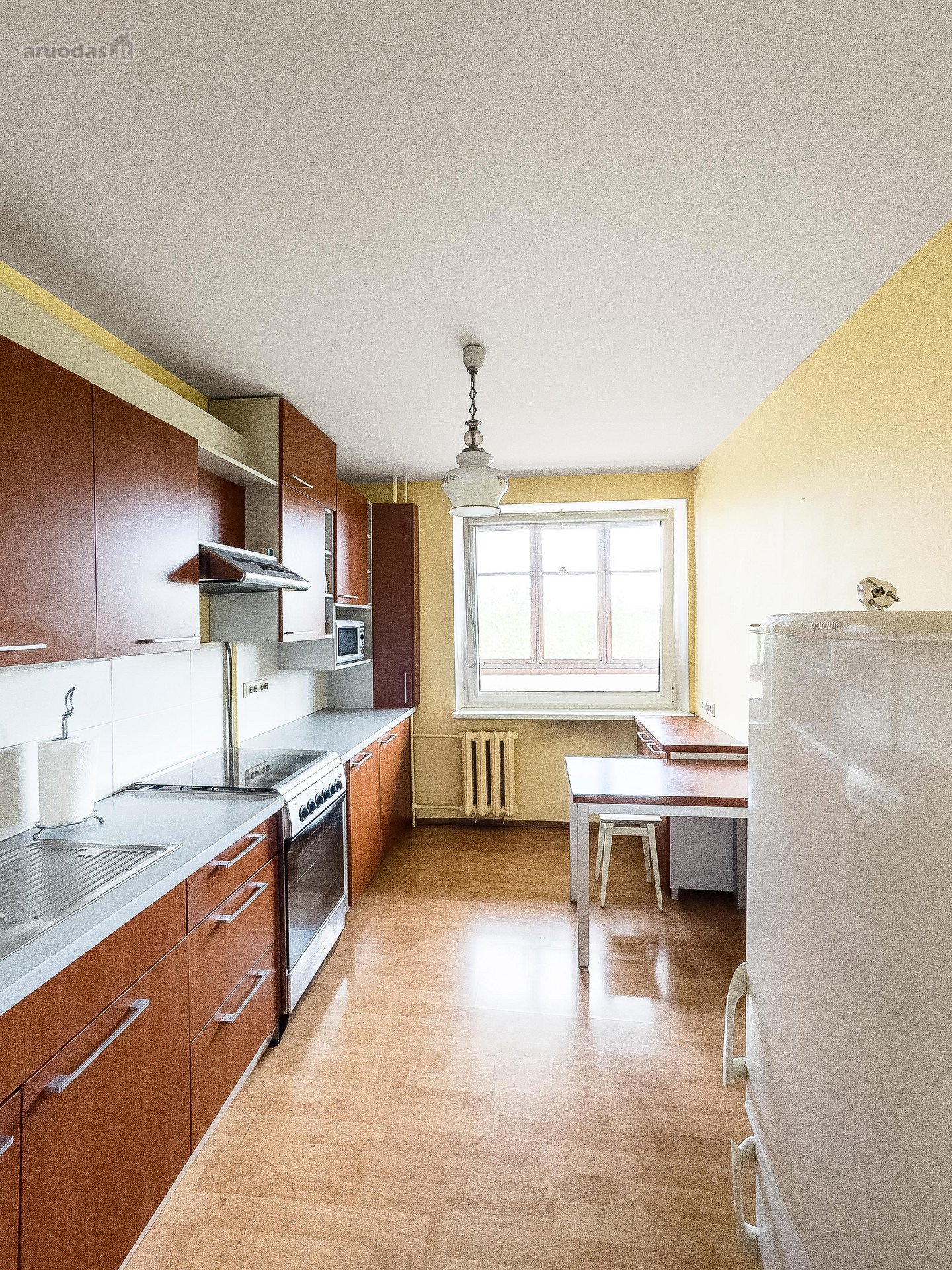 Nuomojamas labai šviesus ir šiltas 3 atskirų