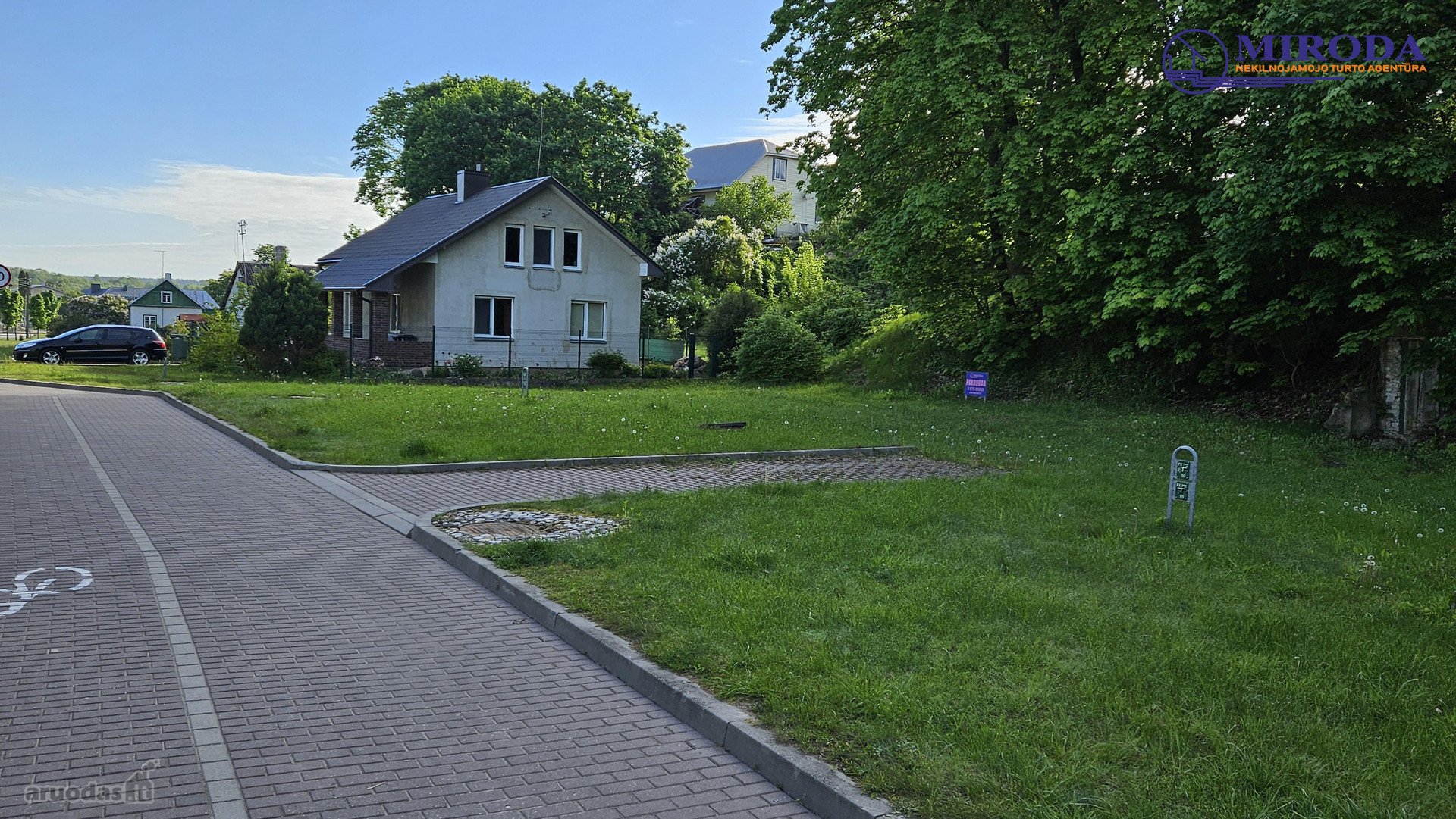 Alytaus miesto centre, išskirtinėje vietoje,