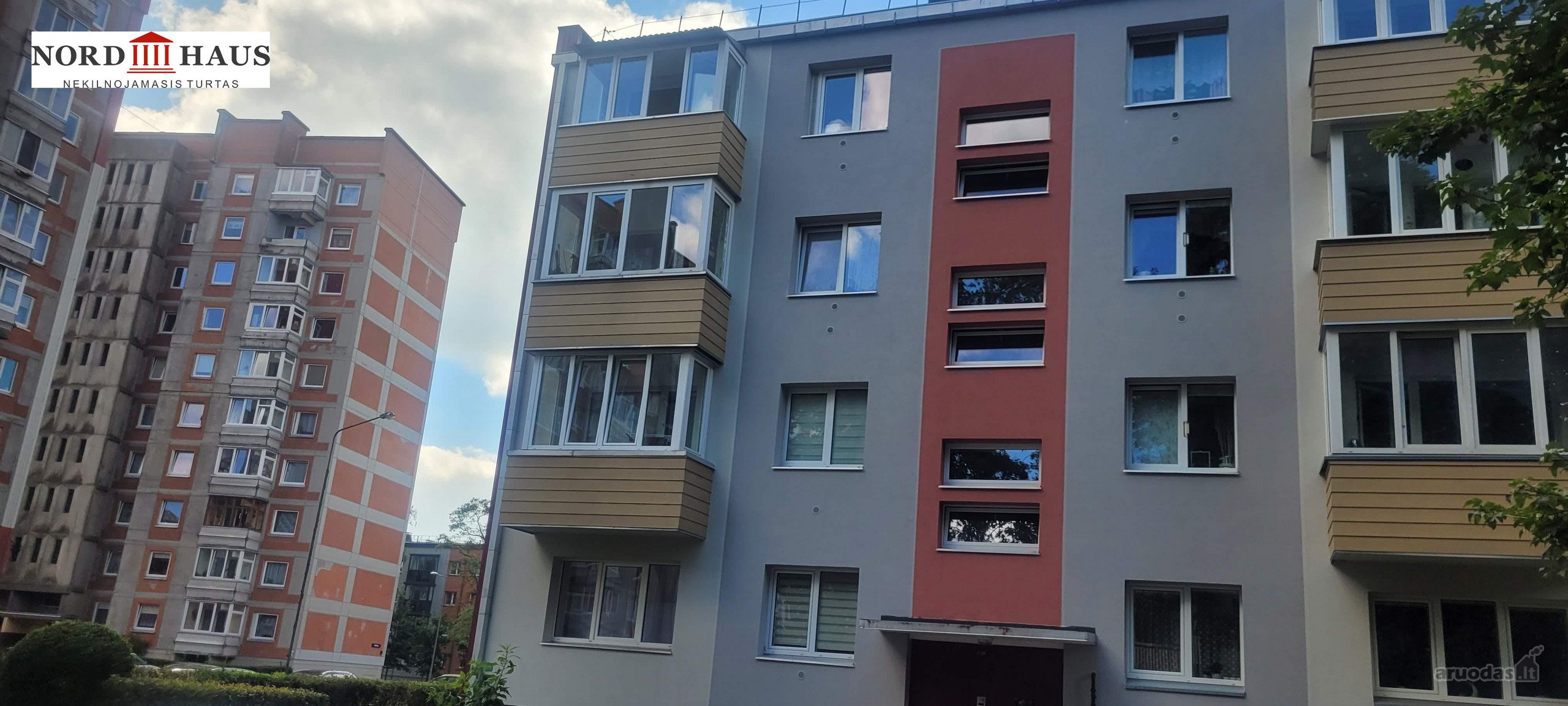 Išnuomojame šeimai 3 k. butą centre,
