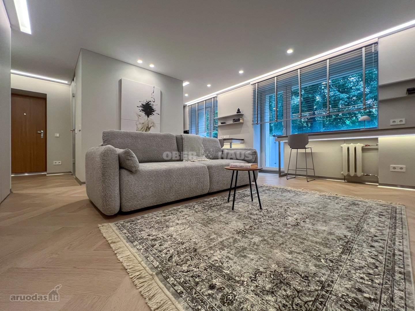 Parduodamas išskirtinis butas miesto centre