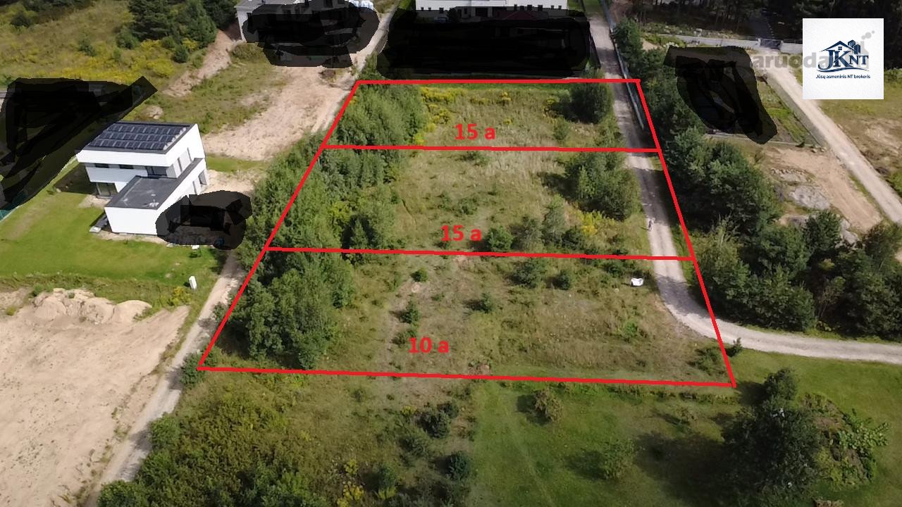 Parduodami 3 namų valdos sklypai vienas šalia