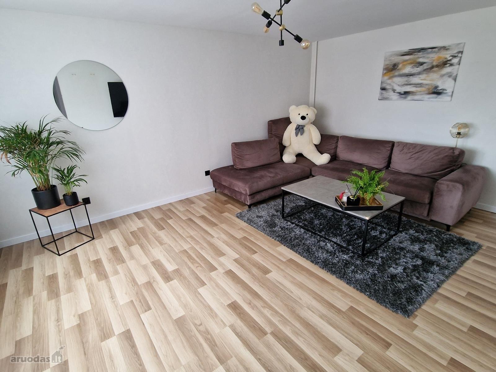 Parduodamas jaukus 2 kambarių butas Laukininkų g.