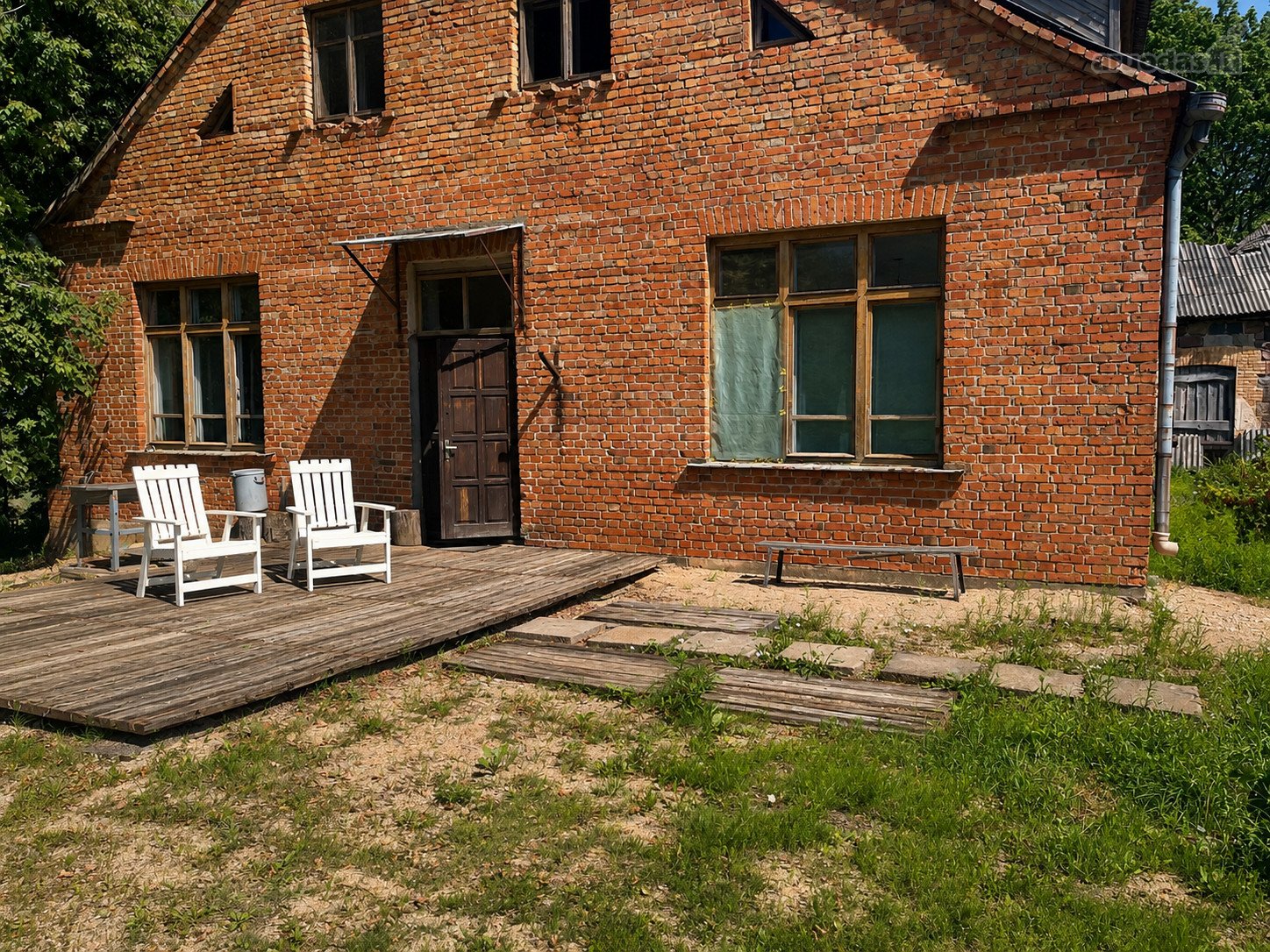 Istorinė Šeimaties Mokykla – Vieta, Kurią