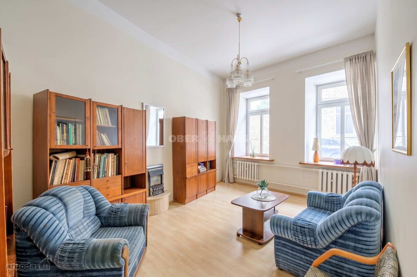 Parduodamas erdvus 4 kambarių butas Vilniaus